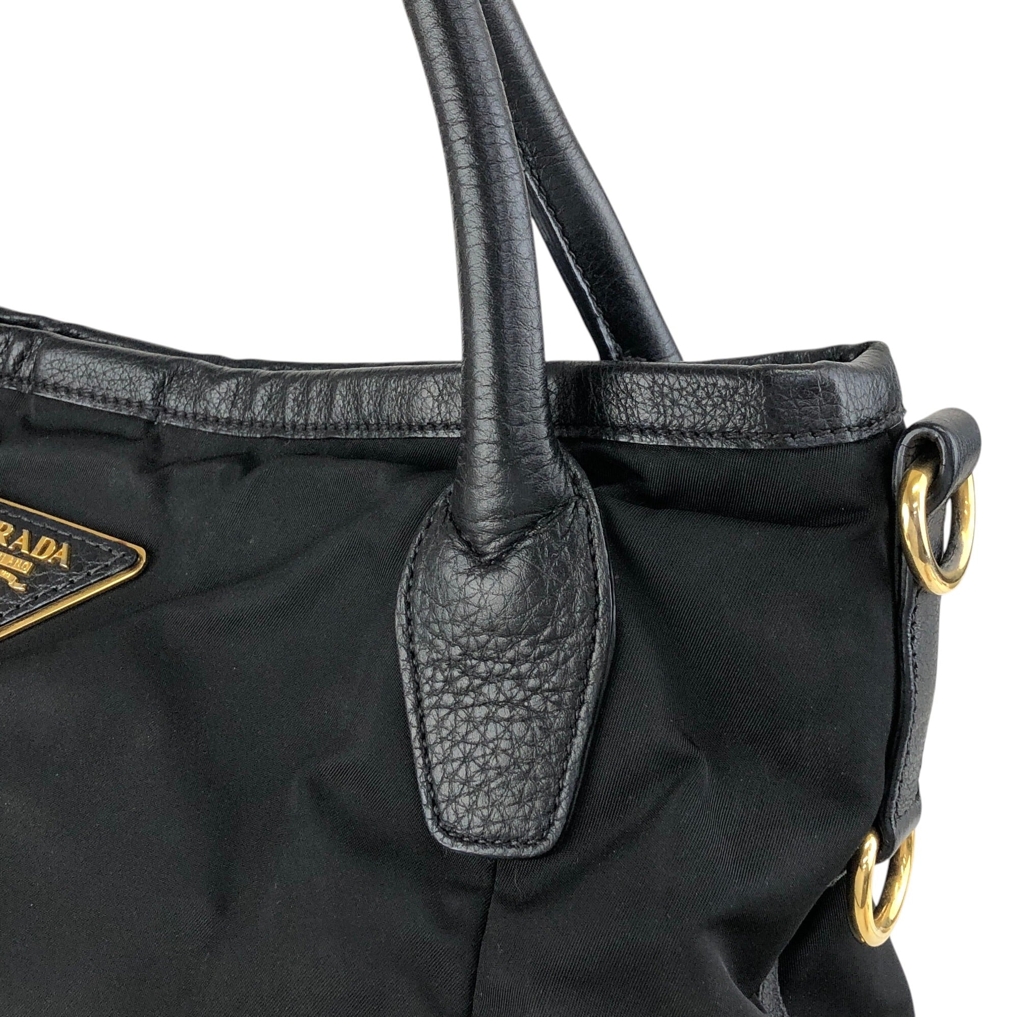 PRADA プラダ ショルダーバッグ ブラック トライアングルロゴ ナイロン