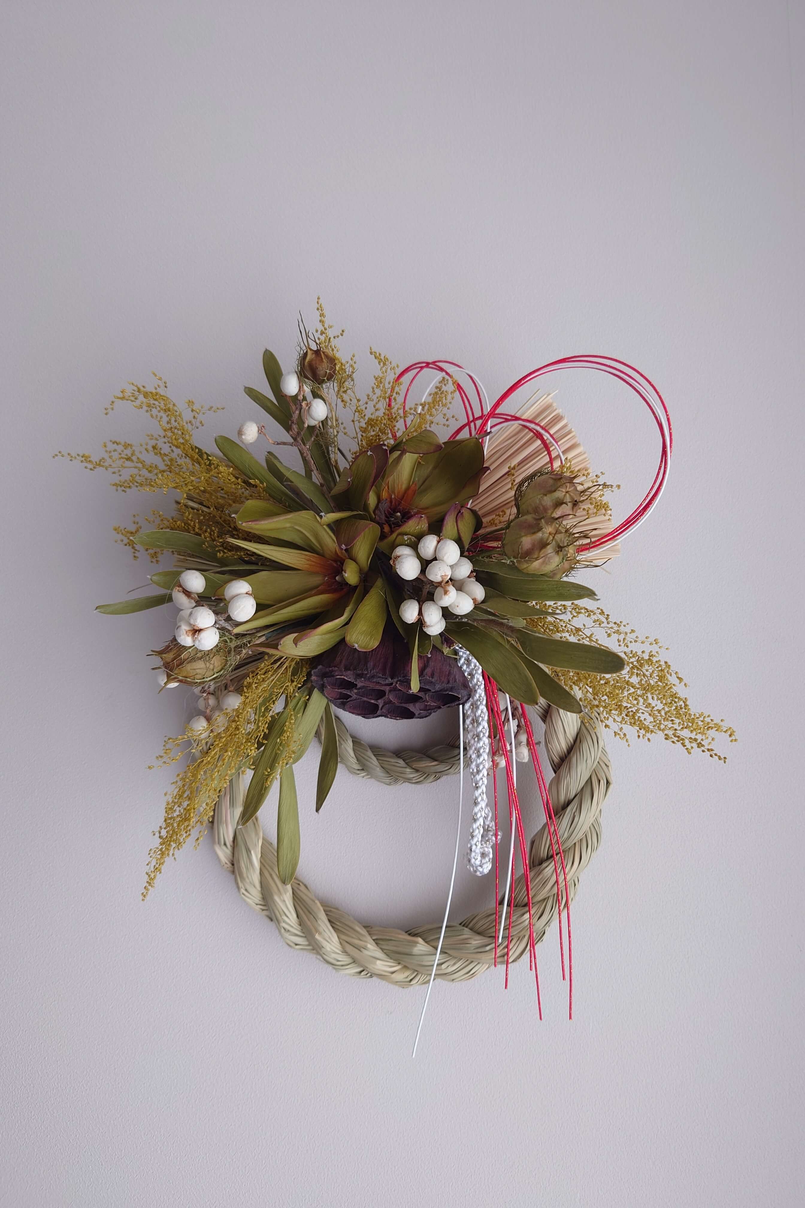 深翠のしめ縄飾りー実りを迎えるお正月にー