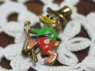 陽気なあひるの魔法使いブローチ UK ヴィンテージ キャラクターバッジ