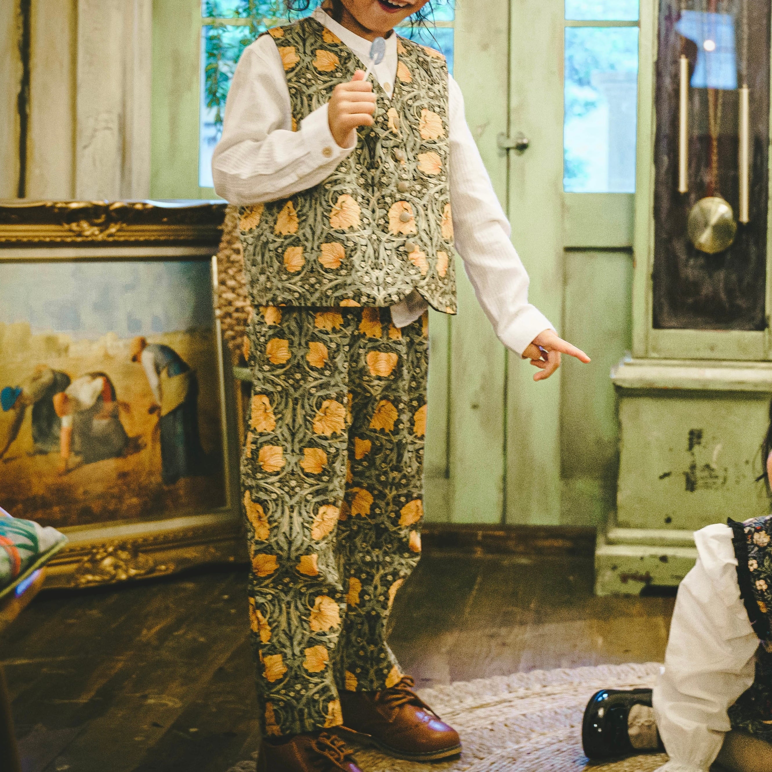 Boys モリスで着飾るおめかし3点セット/ベスト・蝶ネクタイ・クロップドパンツ/