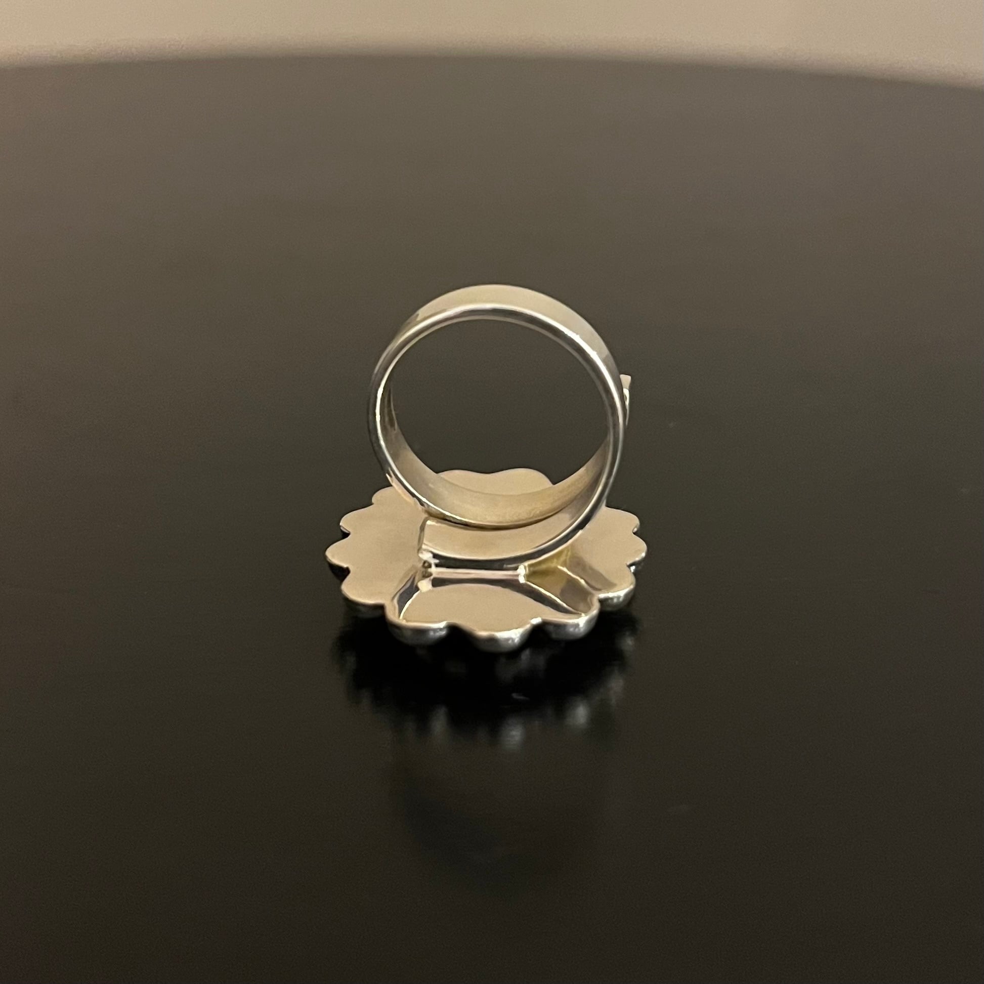 Silver flower ring from Mexico | BASENOTES