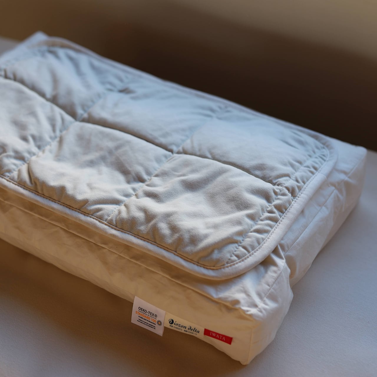 イワタ ラクダの枕 楽天市場】IWATA キャメルピロー43×63cm