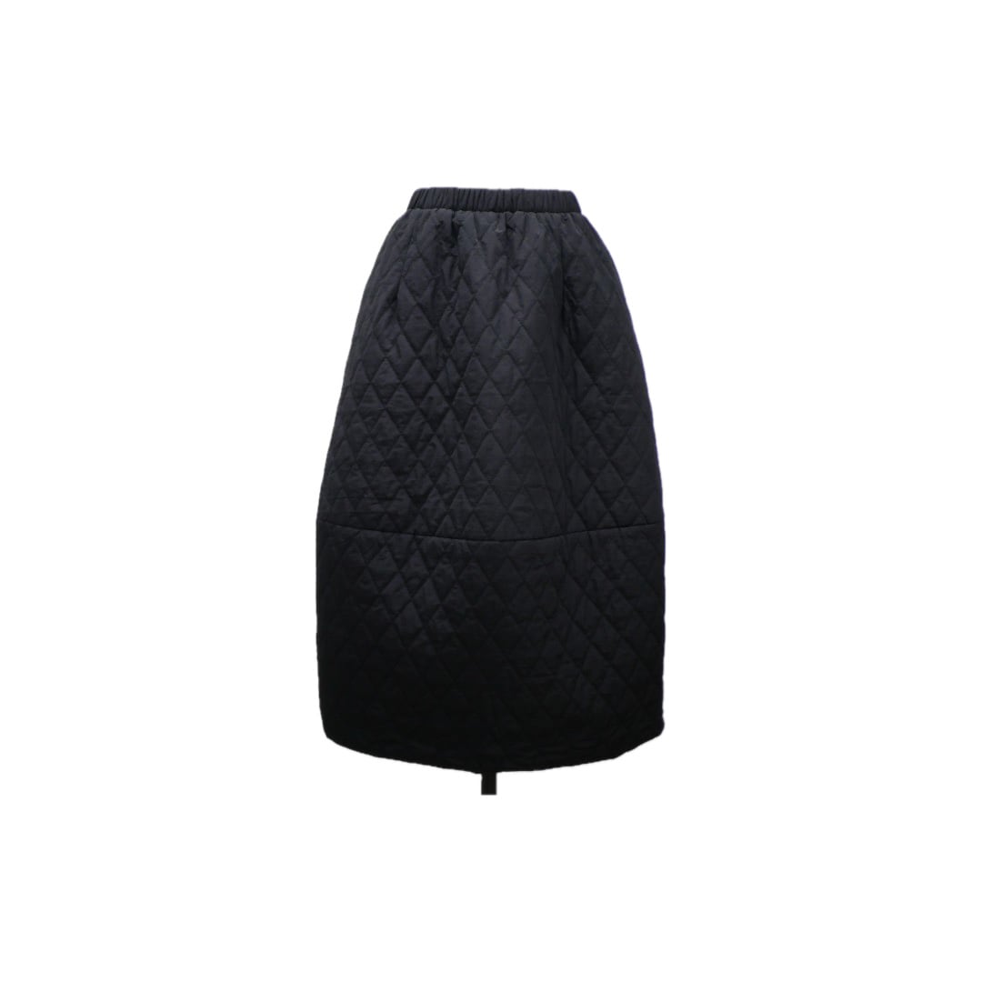 Cocoon form design quilted skirt
