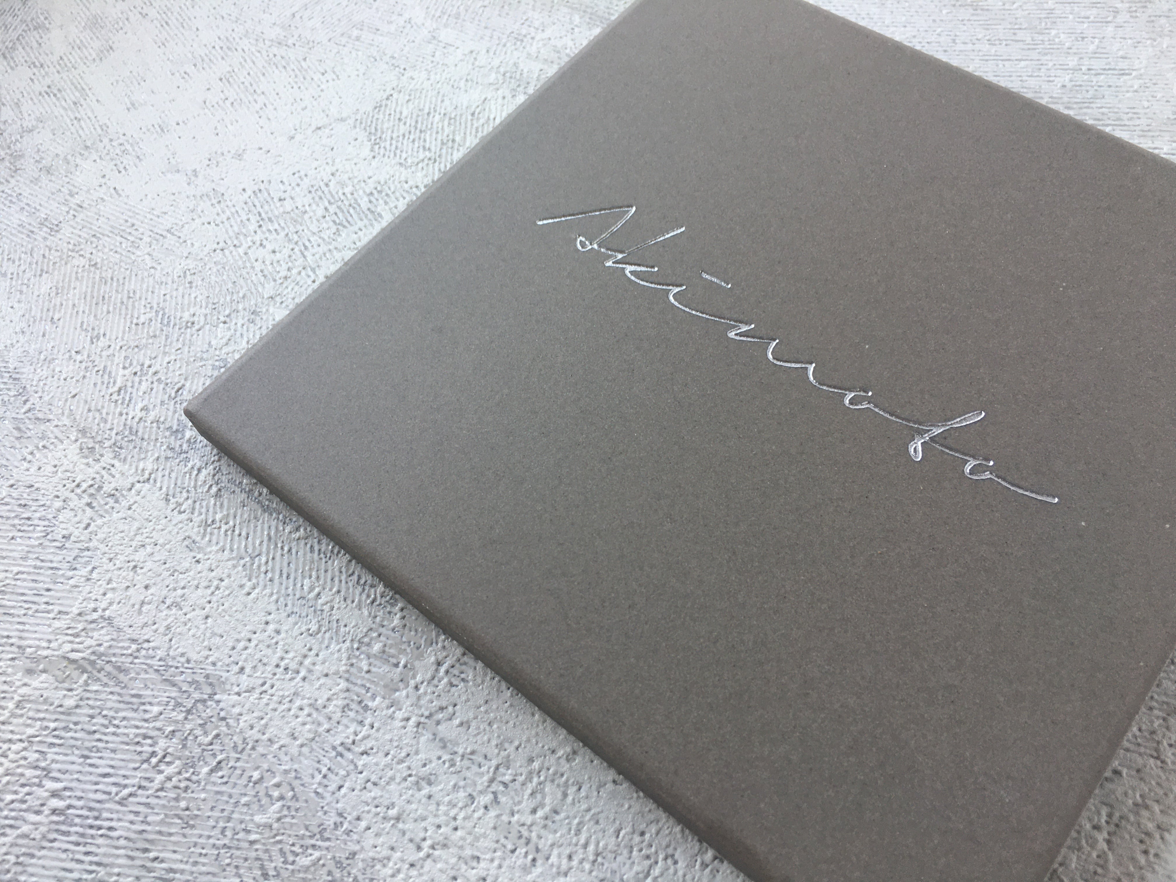 表札　おかじまさん！OKAJIMA タイル 表札【13. cursive3_Name 】 | forrest sign｜オーダーメイド表札