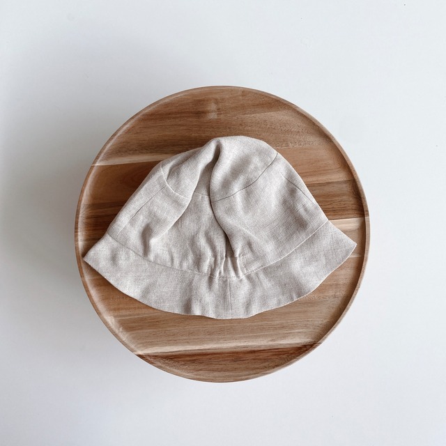 BUCKET NEUTRAL｜タイプ：Hat / ツバ：Straight / 耳：No ears