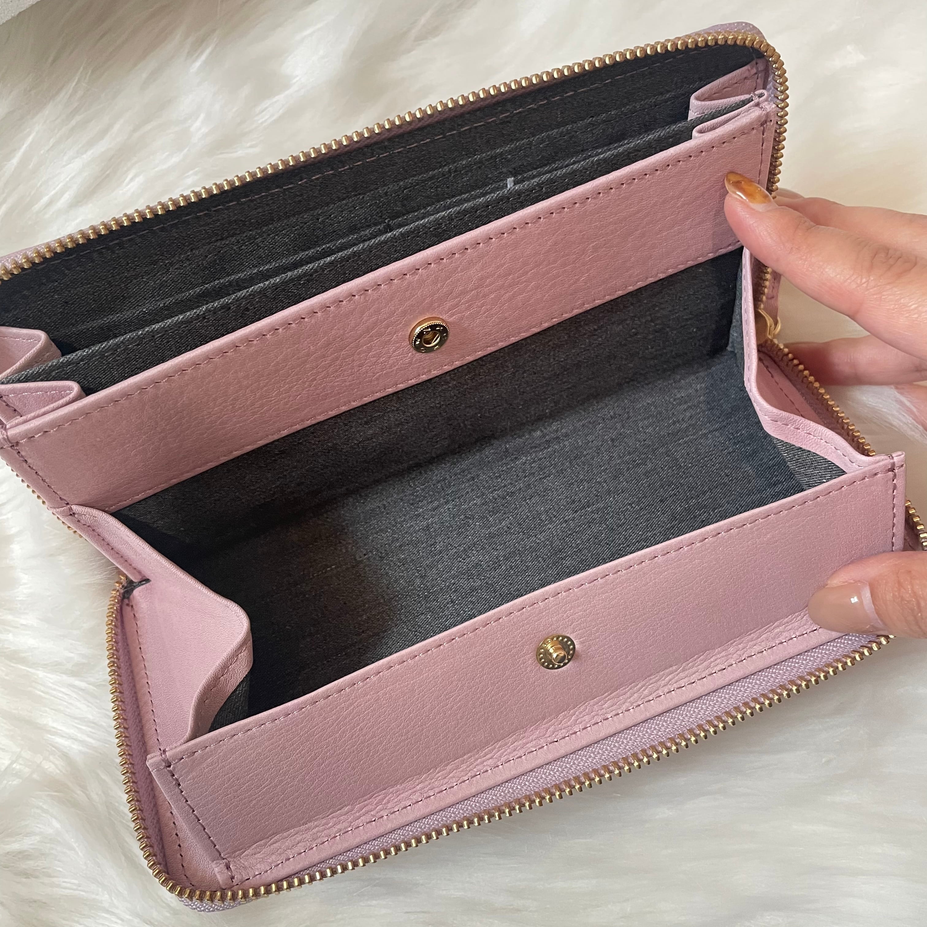 猫柄財布|ラウンドファスナー長財布|撫子色(なでしこいろ)ねこ ネコ 猫雑貨 猫グッズ かわいい 猫好き 一粒万倍日 天赦日 寅の日 レディース サイフ 牛革 ギフト プレゼント 日本製