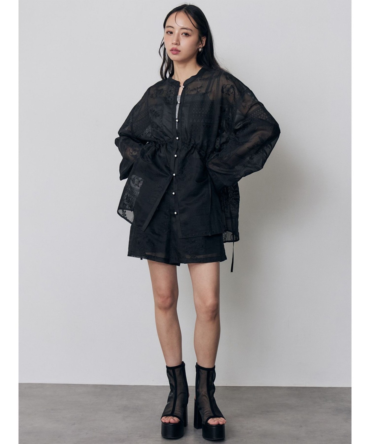 Tucked Lace Shorts / BLACK - 6