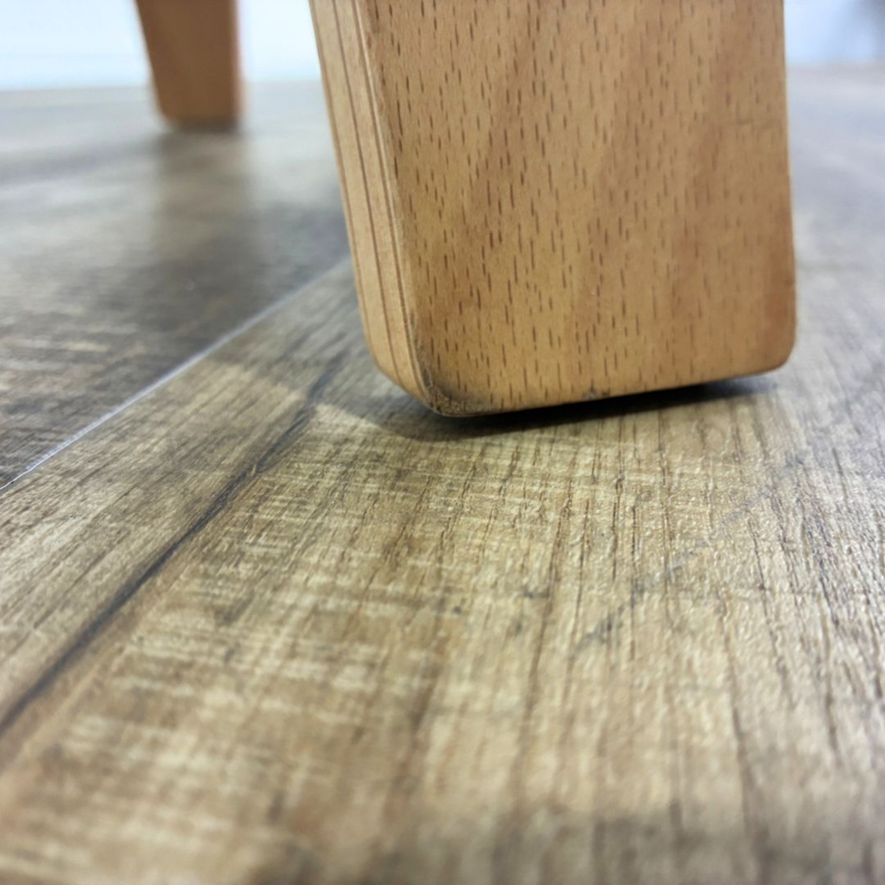 【展示品】MAGIS AKA マジス エーケーエー natural ダイニングチェア アームレスチェア スツール デザイナーズ家具 イタリアンモダン ナチュラル系【中古】【200サイズ】
