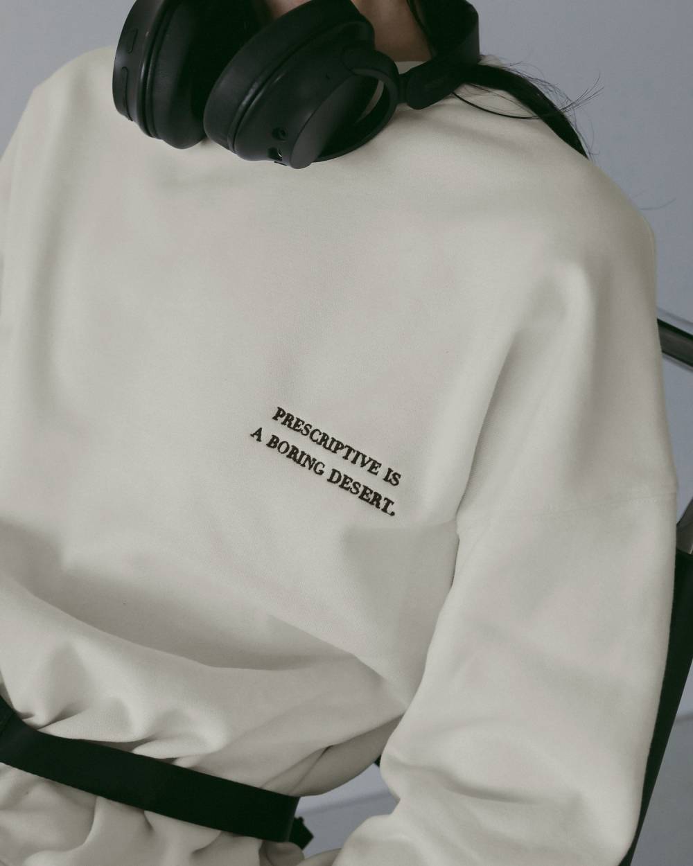 anuke(アンヌーク) Embroidery Logo Sweat | サウスオレンジ｜メンズ