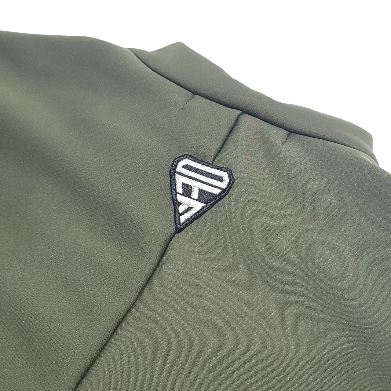 KI  FRONT ZIP PO AMG419006