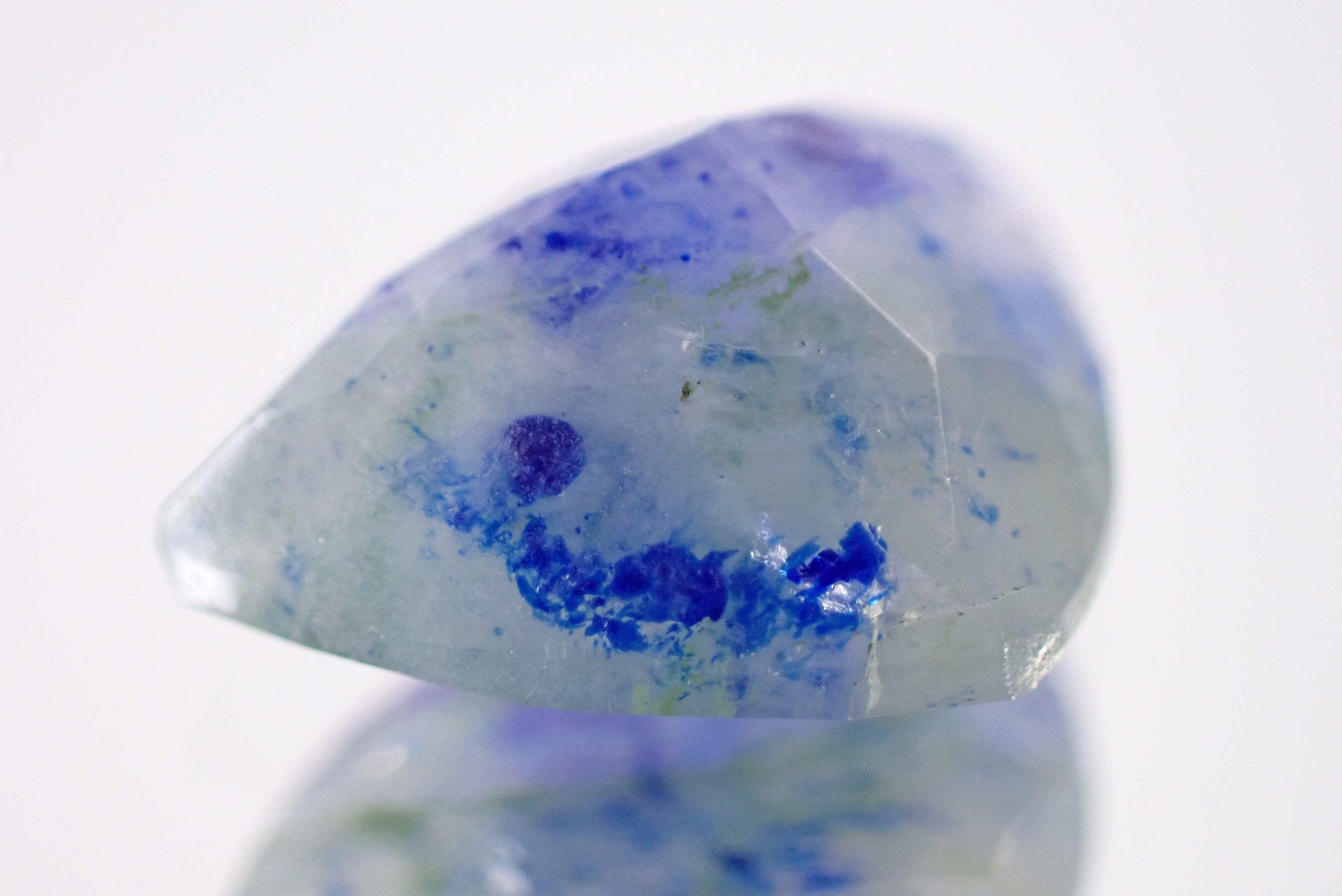 ラズライトインソーダライト(簡易ソーティング付) 2.183ct [C6‐405