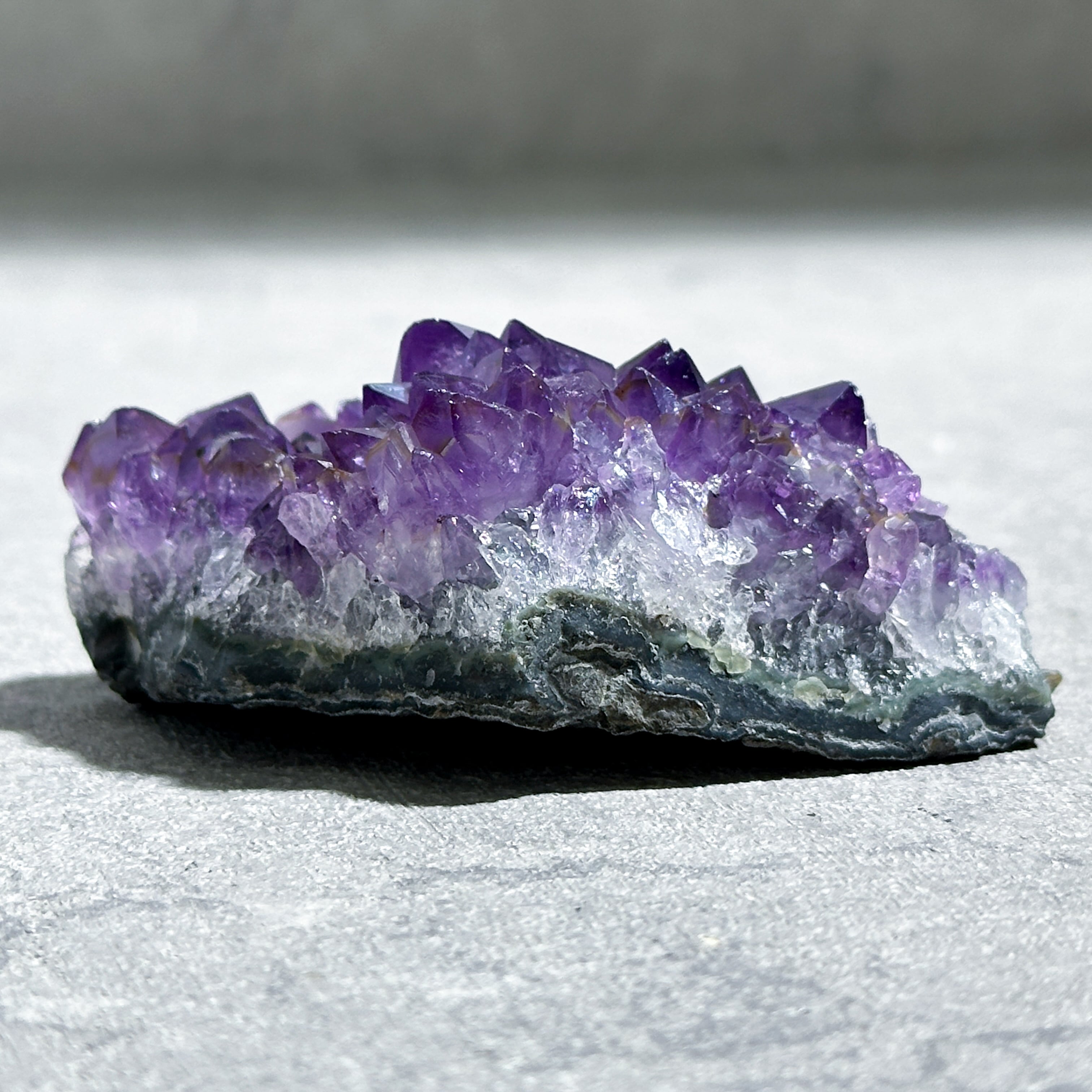 天使の指紋◎ウルグアイ産アメジスト 原石94◇ Amethyst