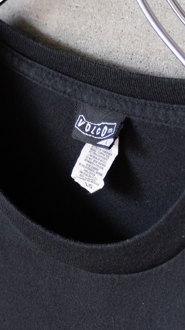 "VOLCOM" used Stone logo t-shirt