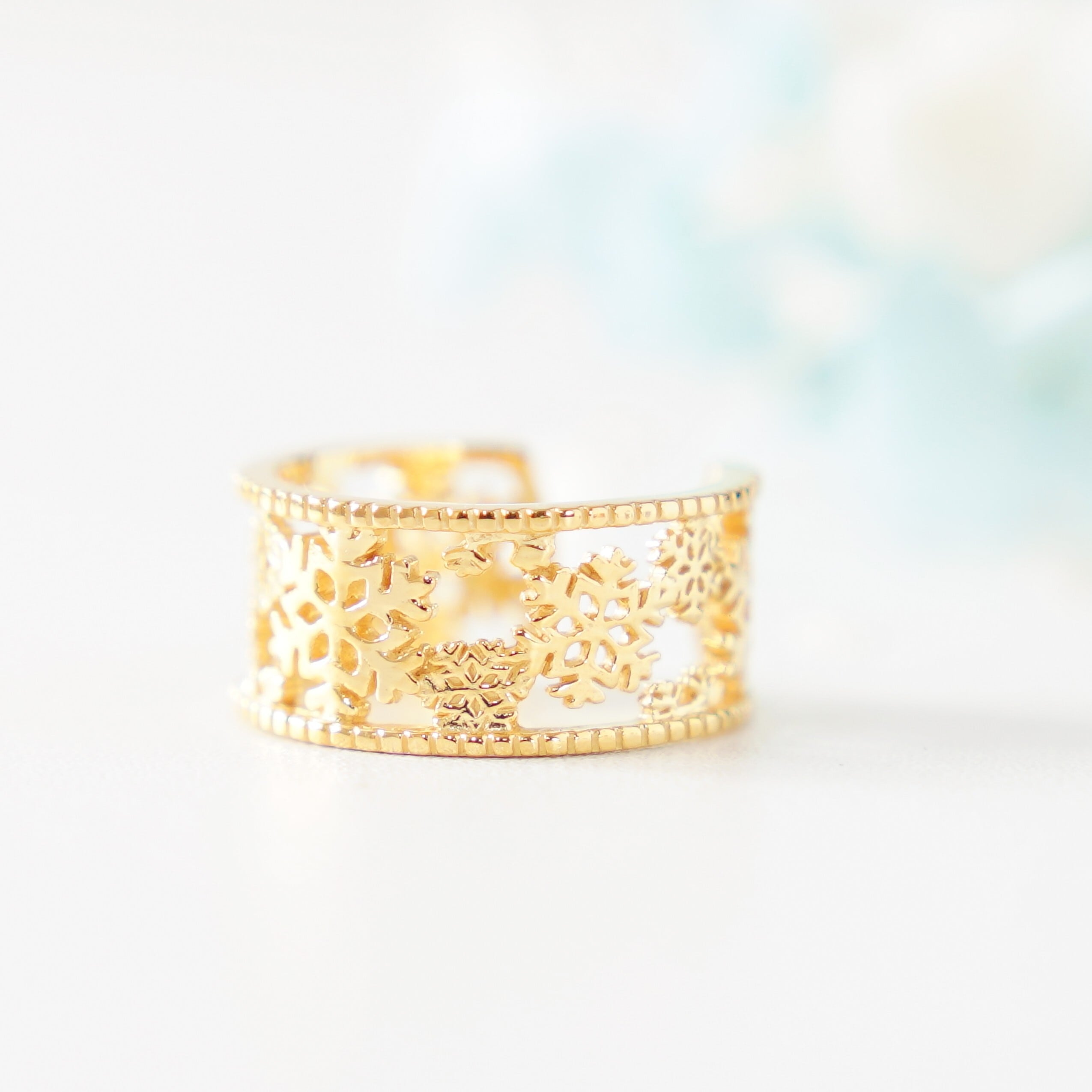 雪降る結晶の透かしオープンリング ゴールド《送料無料》冬