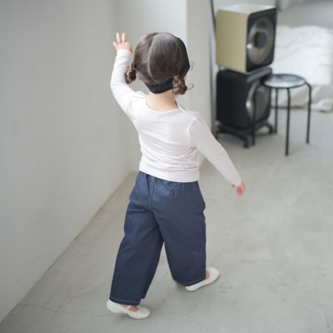 [BUTTERCUP] Ribbon Pocket Denim Pants / [버터컵] 리본포켓데님팬츠