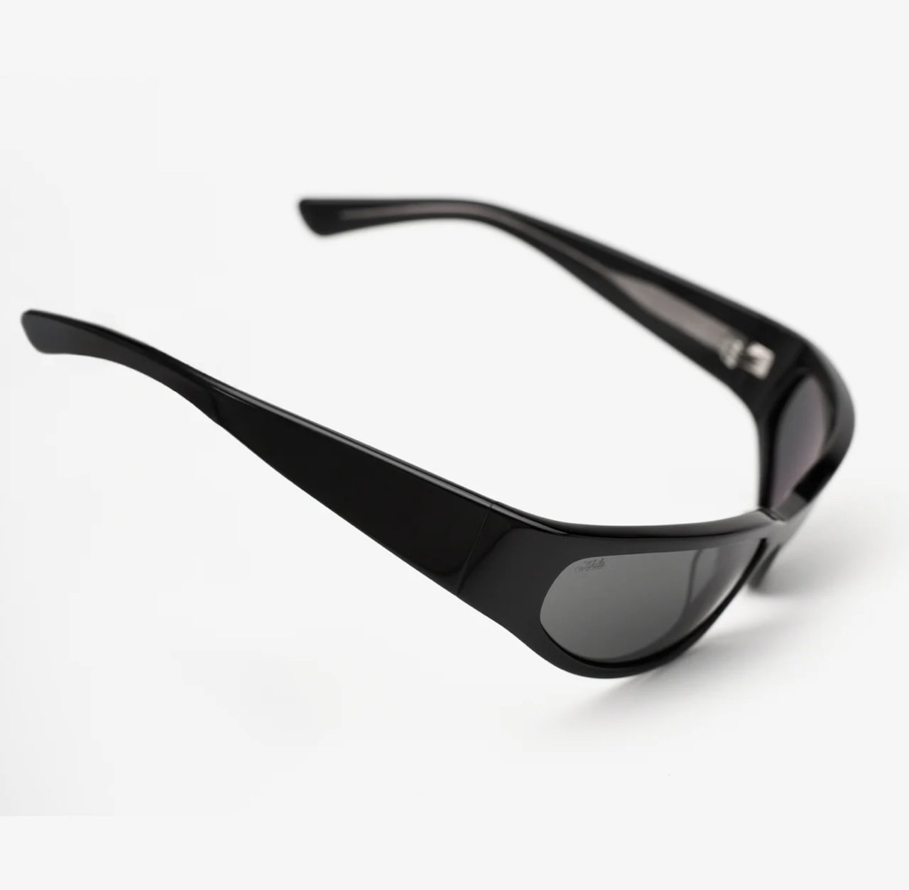 AKILA LA / Veil black