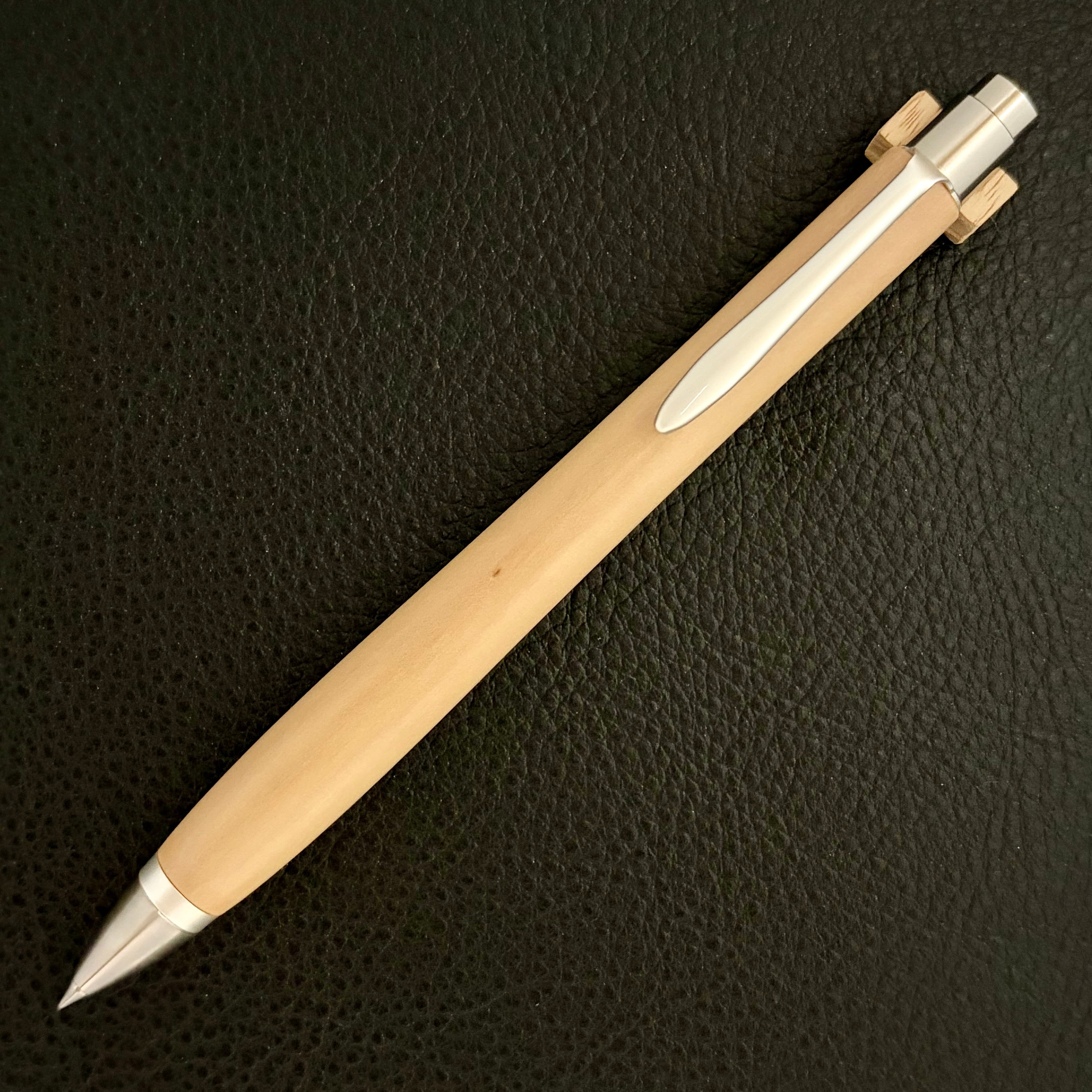 匠衆・朱椿粋