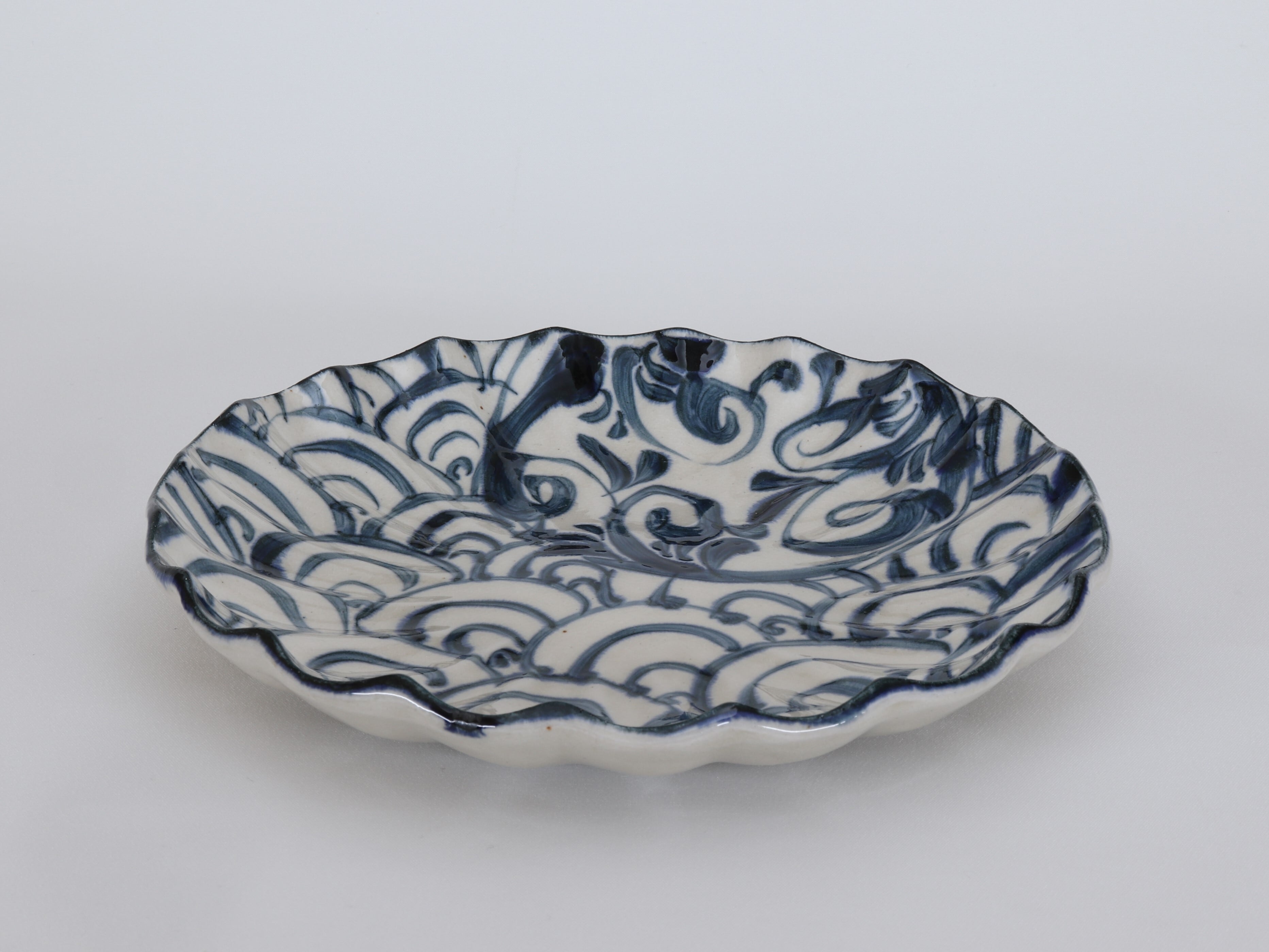 安南 菊型盛皿 青海波【B級品 特価】