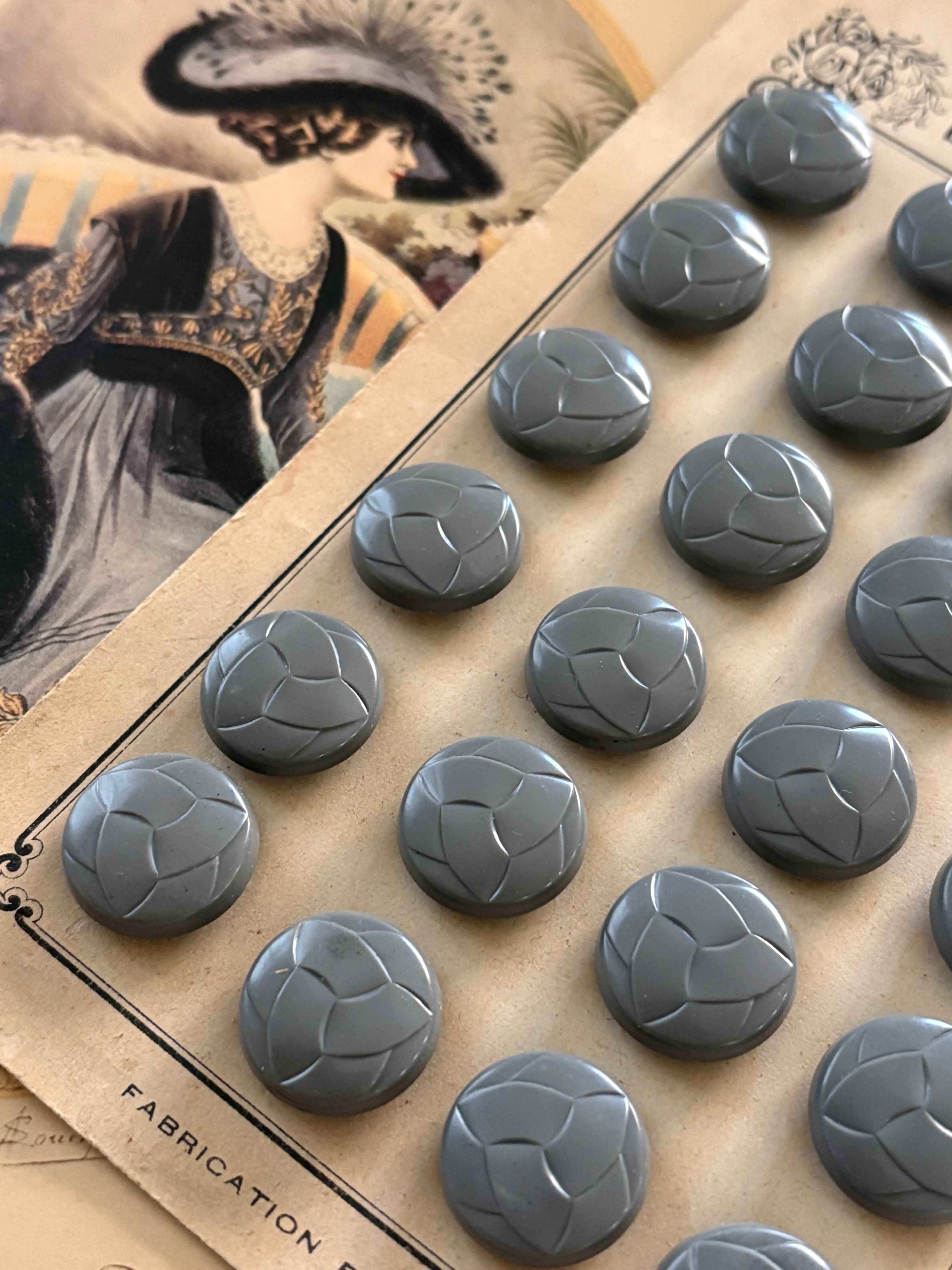 フランスVintageボタン ヴィンテージボタン デッドストック 17mm グレー 網目模様 アクセサリーパーツ デコレーション材