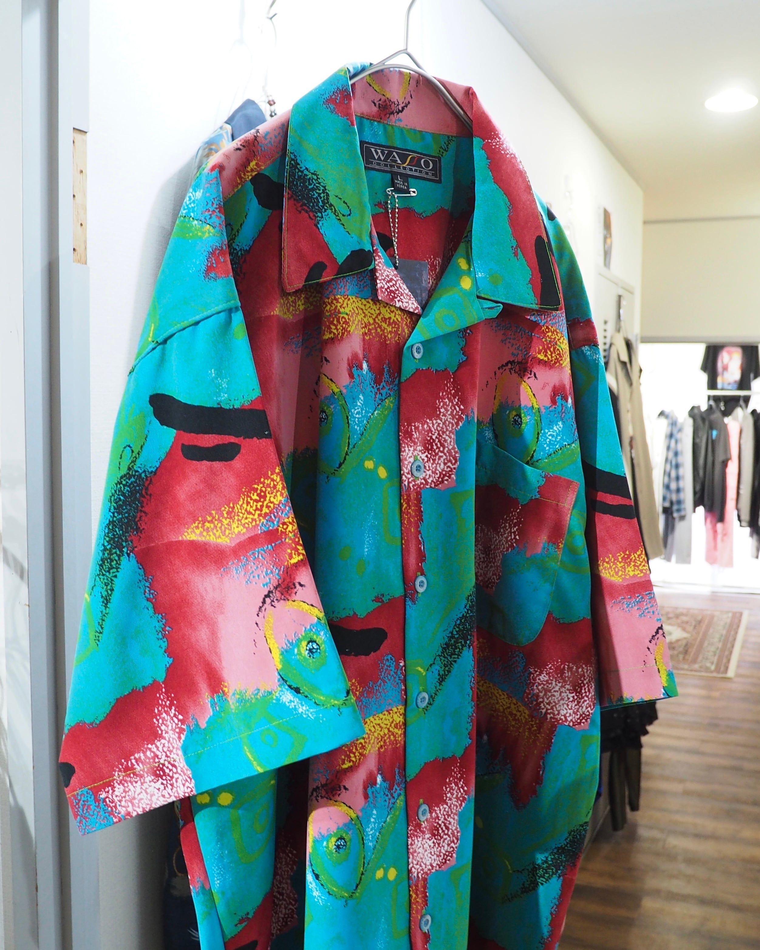 1990s ” 混沌 ” Beautiful Chaos painting Art vintage Over silhouette SS shirt