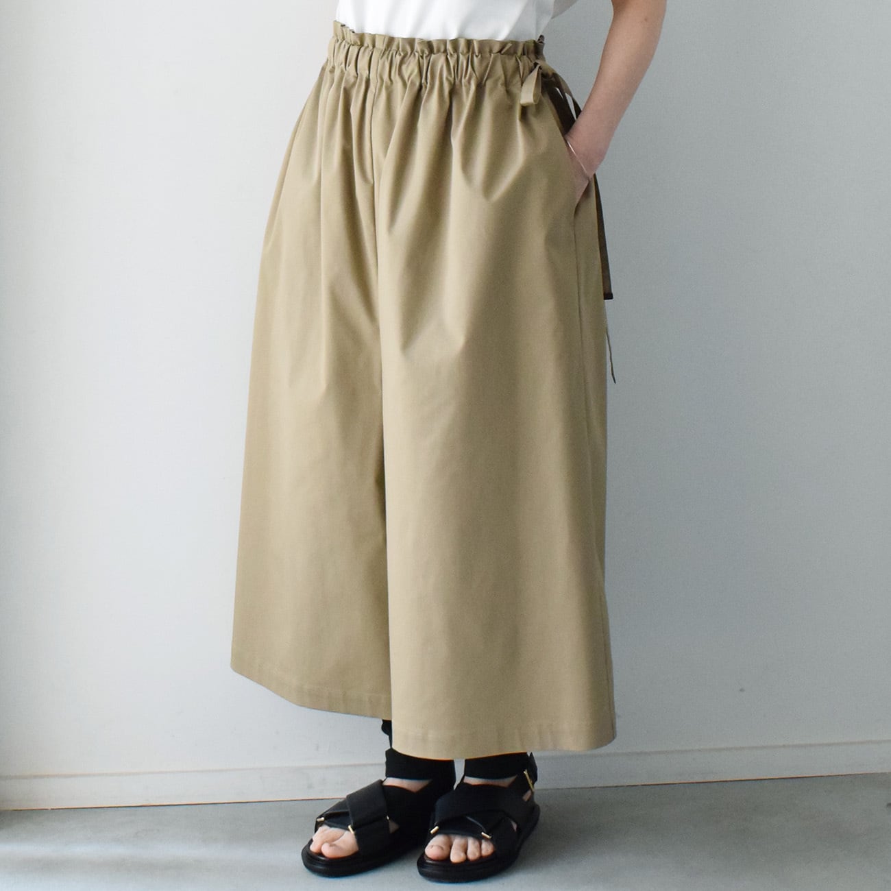ワイドパンツ（ショート）：ベージュ［PT03HPBE］ | skep-online shop