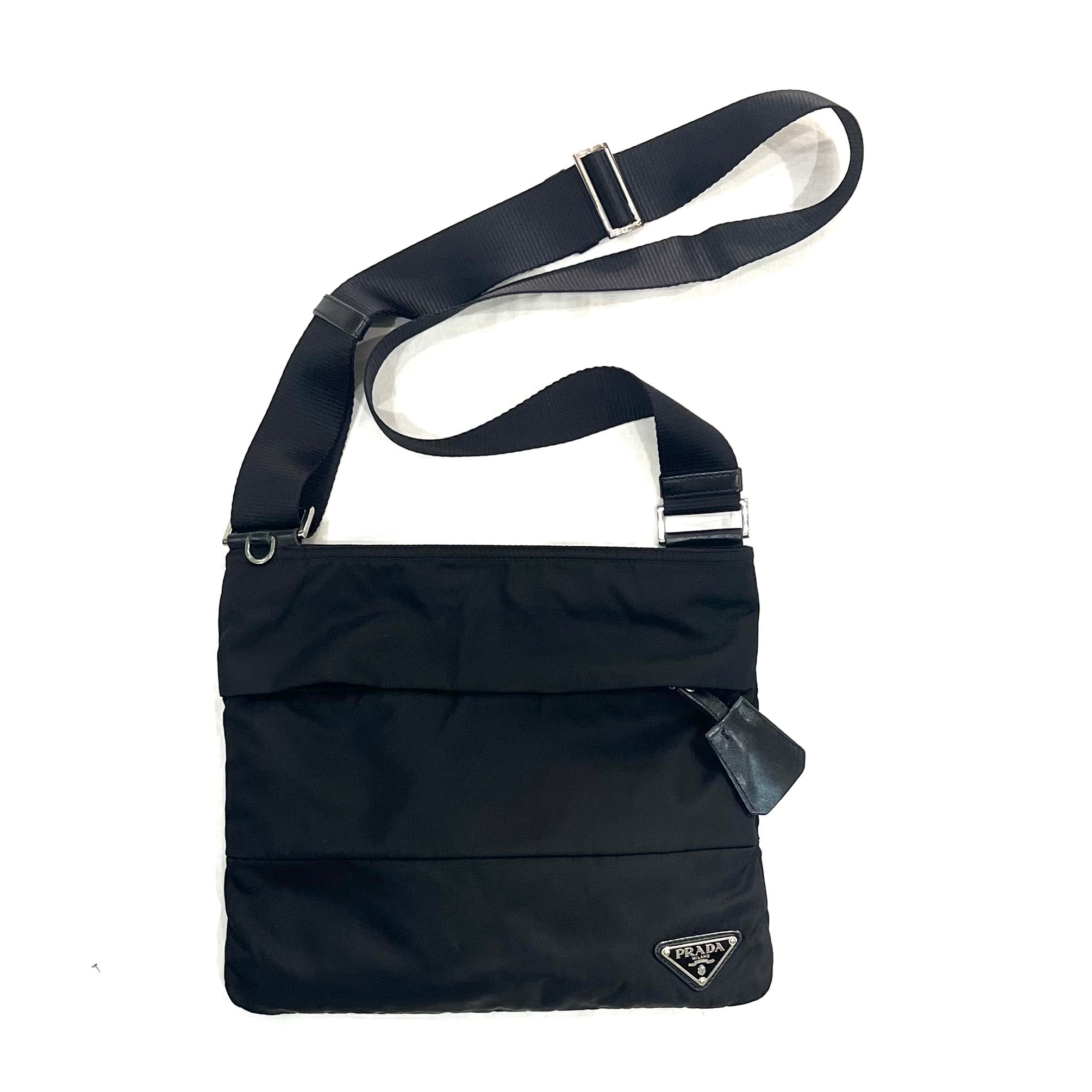 PRADA】1921 PRADA デザインプラダナイロン ショルダーバッグ／メンズ