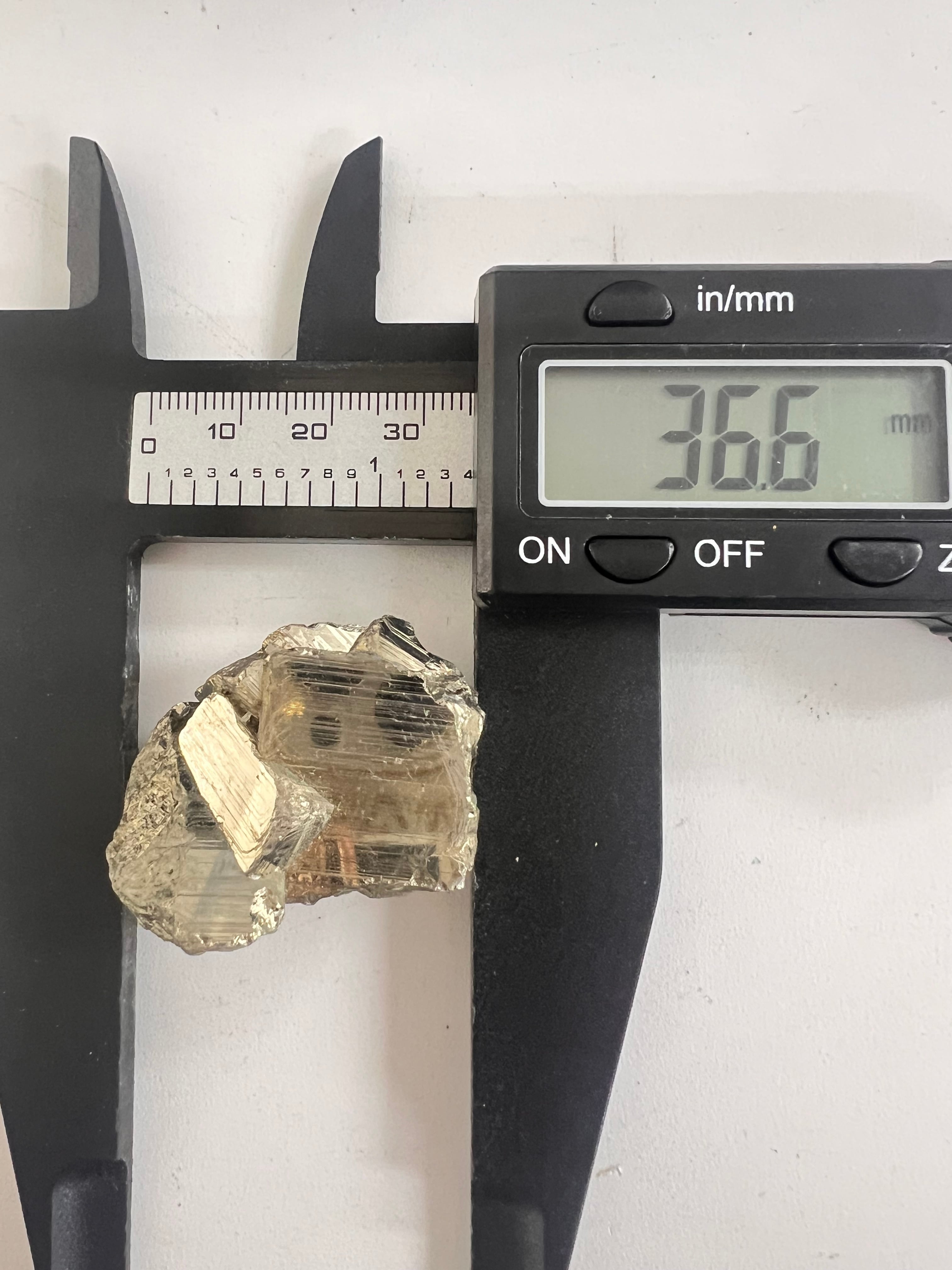 ⭐パイライト（黄鉄鉱） | クリスタル・ワールド御徒町店