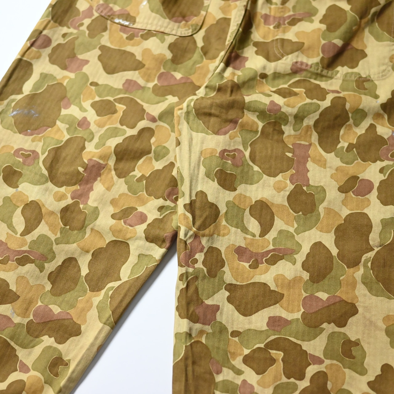 BOWWOW / DUCK HUNTER CAMO FIELD PANTS (裏側)