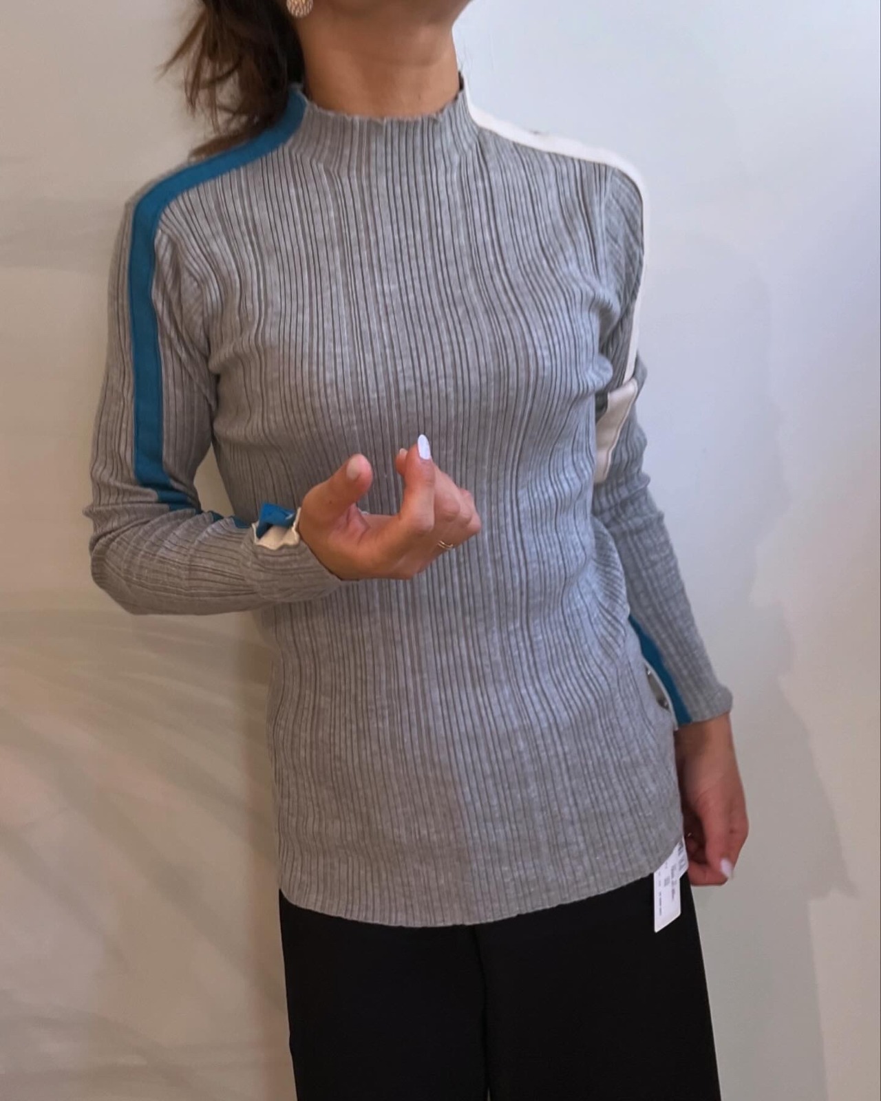 エイミーロウ　eimeelaw　Eimee Law　配色ラインランダムリブニット