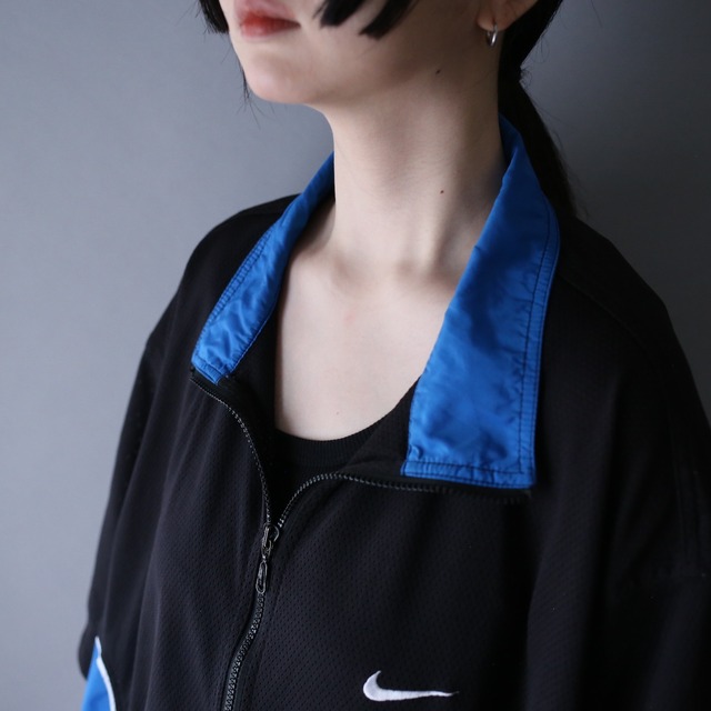 "NIKE" XXL over silhouette mesh switching design zip-up s/s jacket