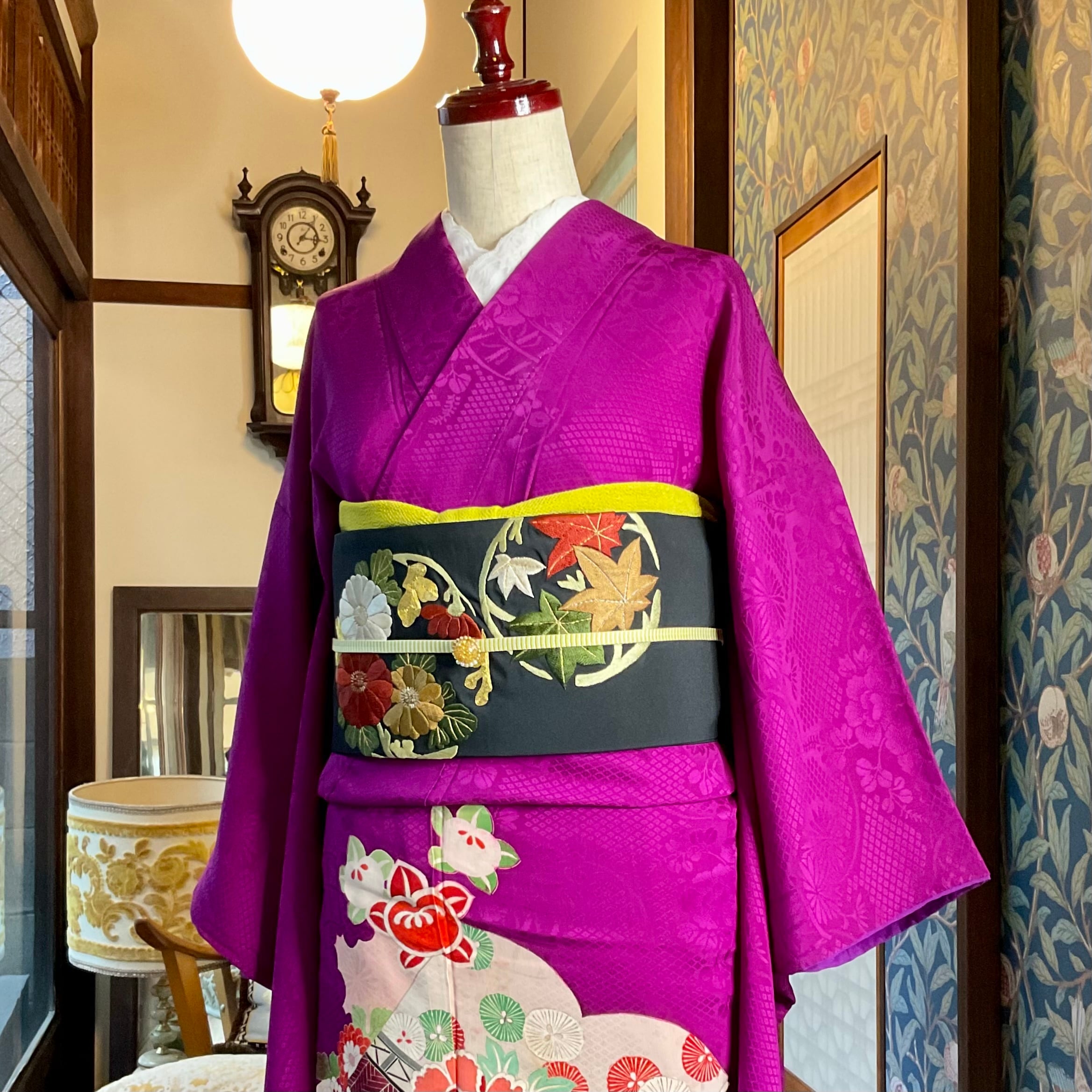 紅葉と菊の丸紋*花丸 刺繍 花 アンティーク名古屋帯 A846 紅葉と菊の丸紋*花丸 刺繍 花 アンティーク名古屋帯 A846