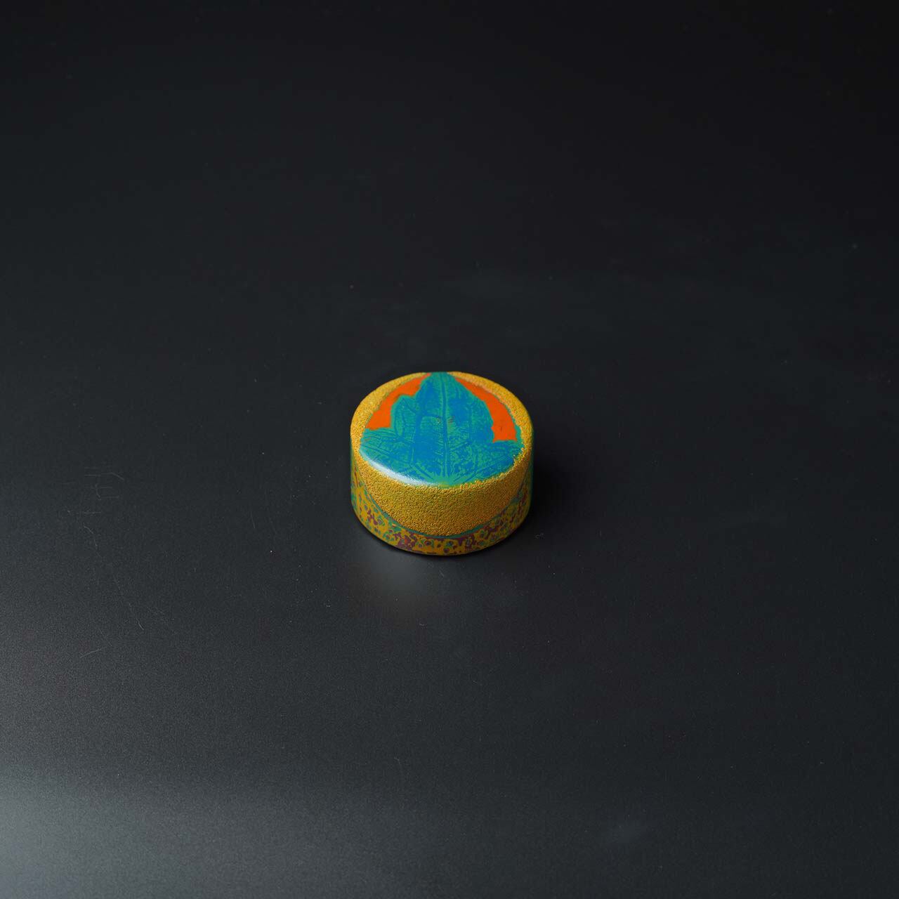 月に囲まれて:かりゆし書鎮(小)