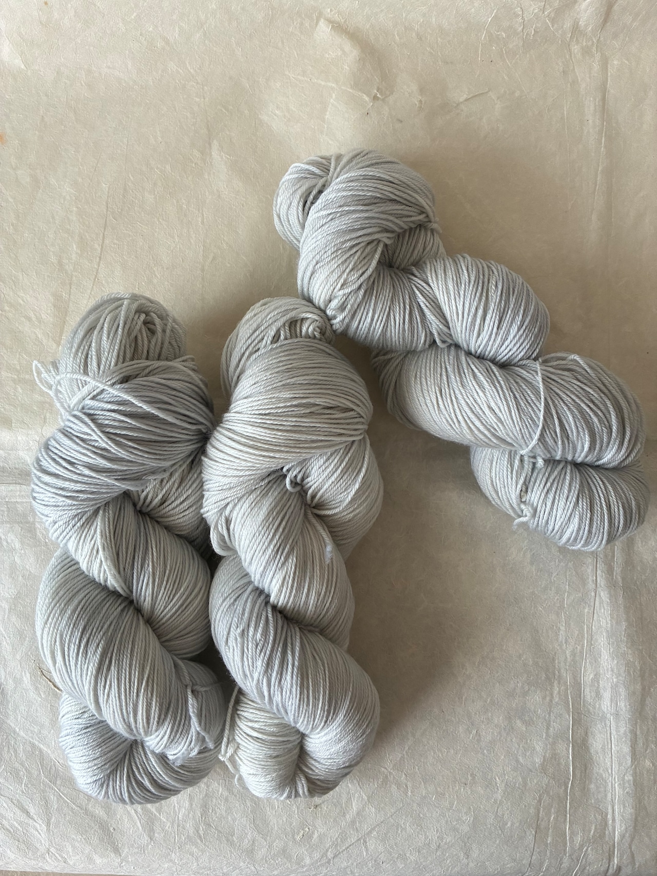 【受注販売: 10月中旬〜下旬に順次発送】曇り空(meriyasu fingering, meriyasu sock, meriyasu BFL)・画像4