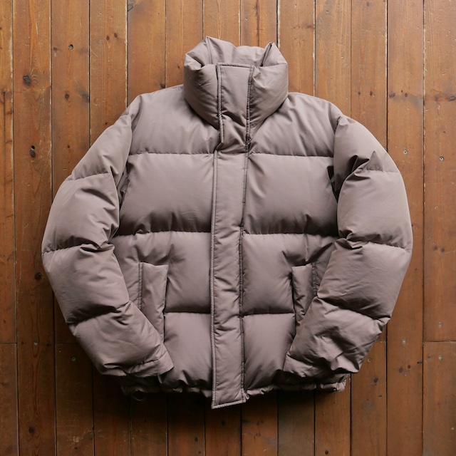 KITH AURALEE FINX POLYESTER CHAMBRAY DOWN COAT