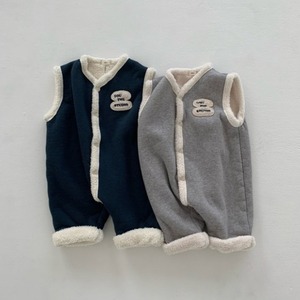 【BABY】冬作暖かい裏ボア連体服
