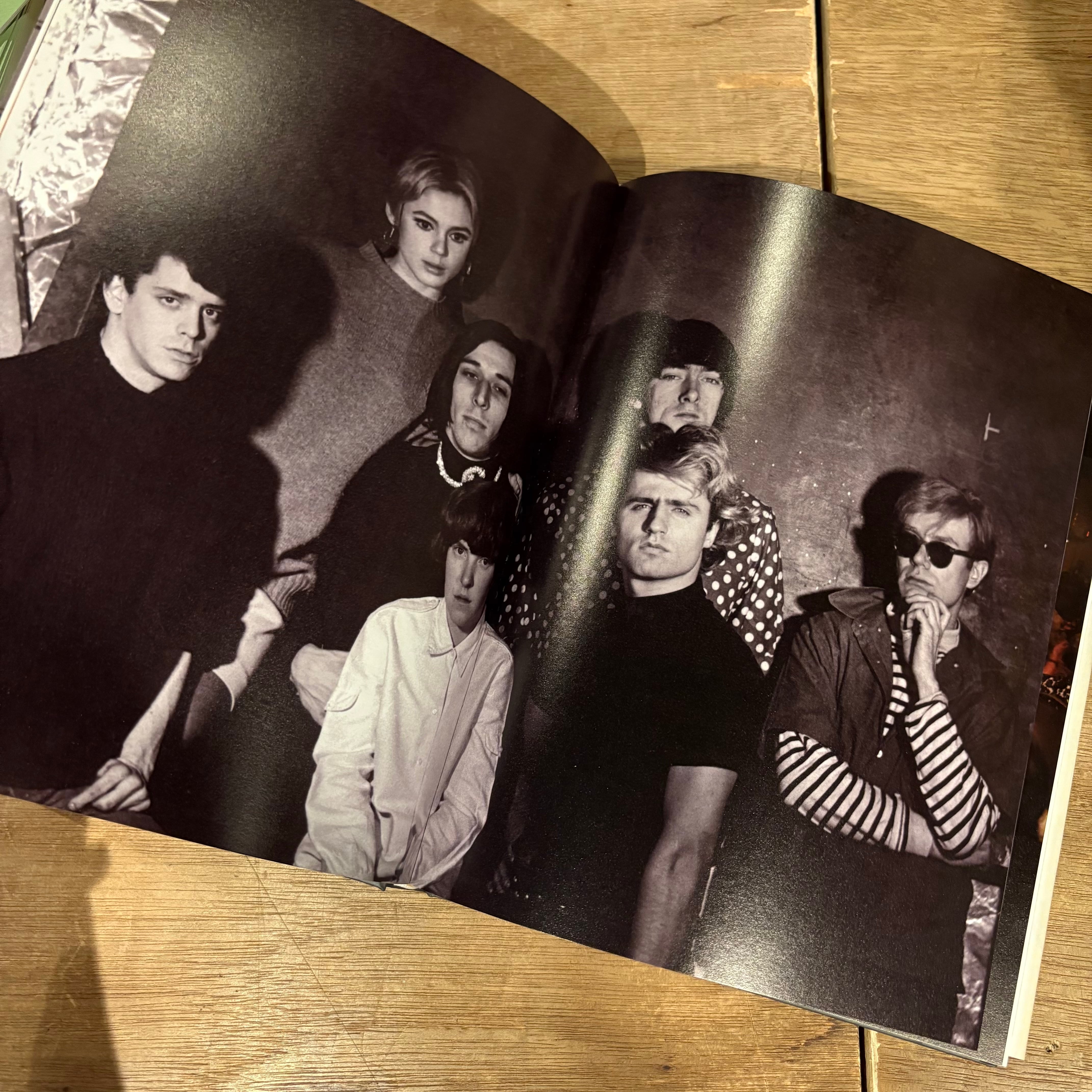 THE VELVET UNDERGROUND New York Art 写真集 The Velvet Underground New York Art edited by Johan Kugelberg