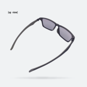 TURF PROJECT 日本製偏光レンズ搭載サングラス［スポーツモデル］UV100％カット/UV400    ケース付き　形：スクエア　色：ブラック/グレー　レンズ：ライトグレー / TPPF-1882-2BK/GR