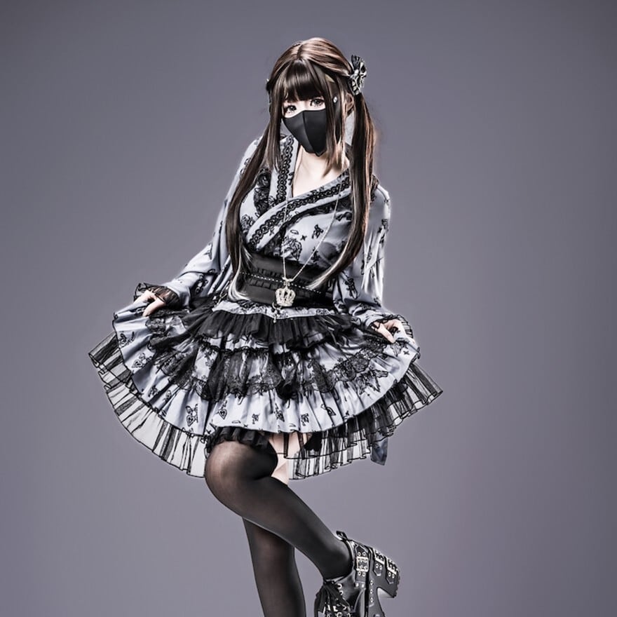 和ゴシック｜天使の羽プリント 和洋折衷セットアップ 羽織×スカート