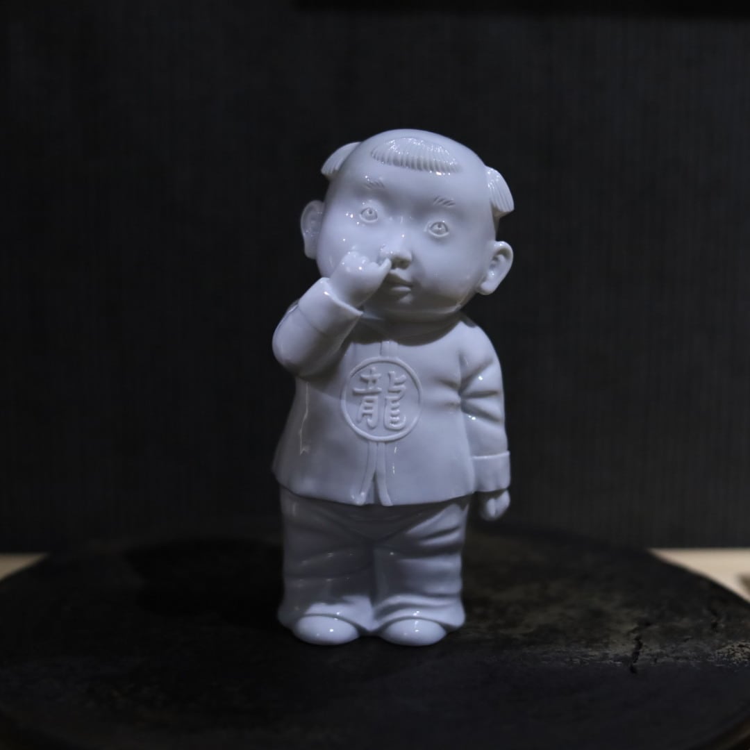 AS 中里進也 立ち姿唐子人形 | 芦屋貴兆陶家 online shop