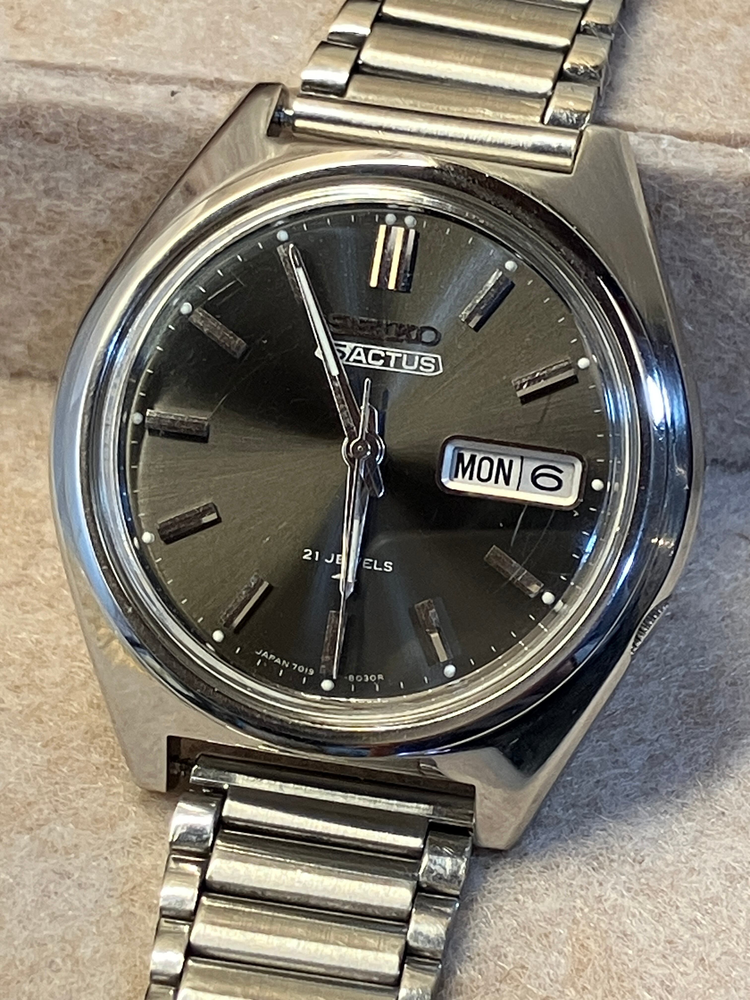 1970年9月製】KING SEIKO King Seiko 5625-7000／自動巻き 金白文字盤