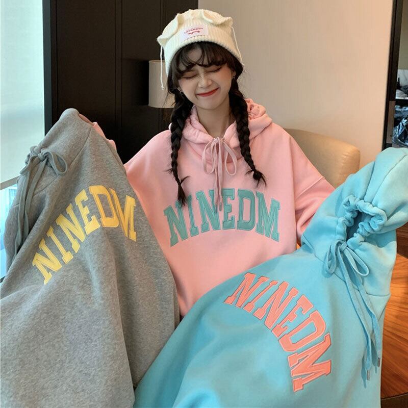 スタイルセーター ベルベットフードルーズトップス ウィンター レッド 刺繍 冬物 萌量不足52192460321