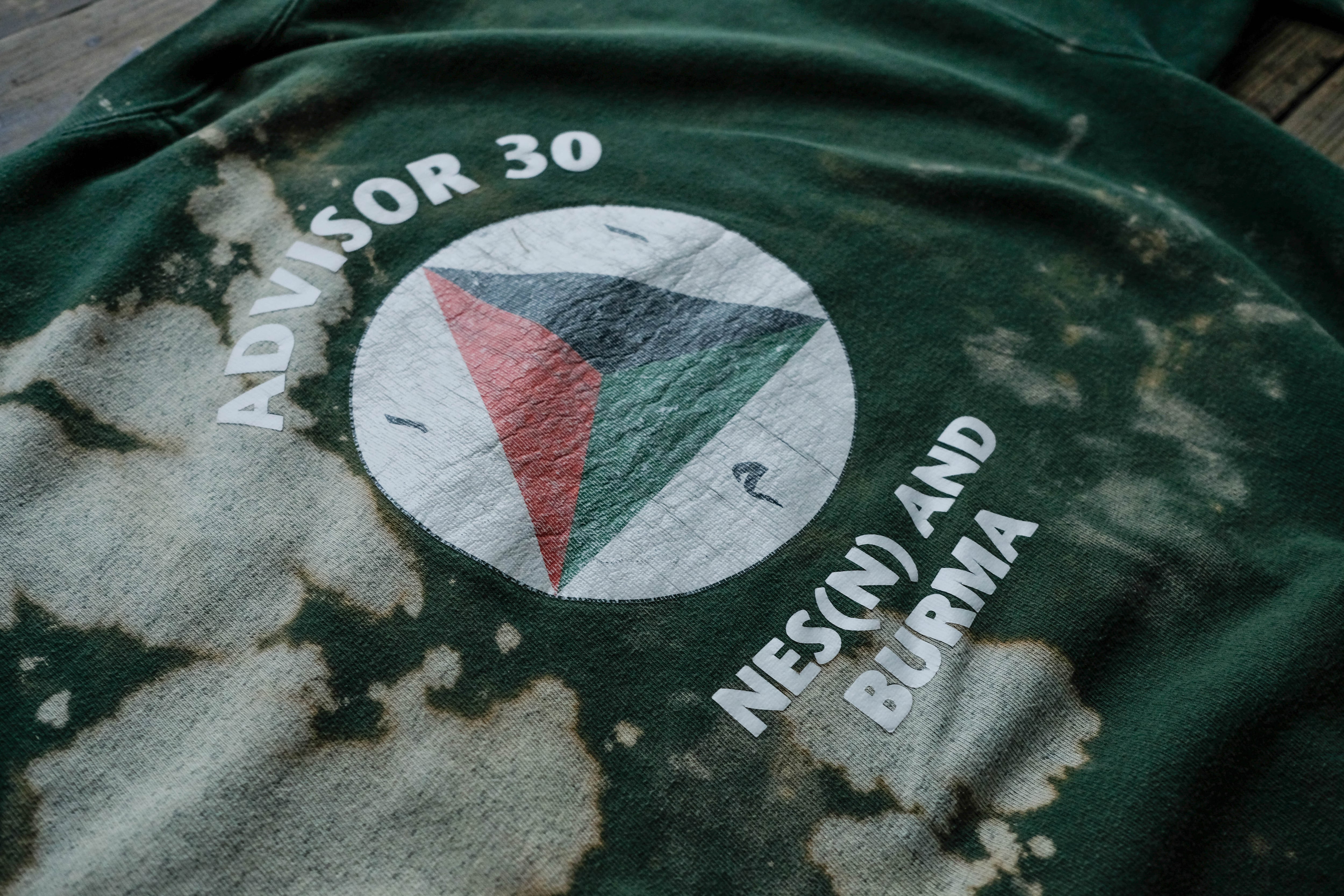 デザイン スエット イギリス製 イギリス軍のスウェット ブリーチ加工2