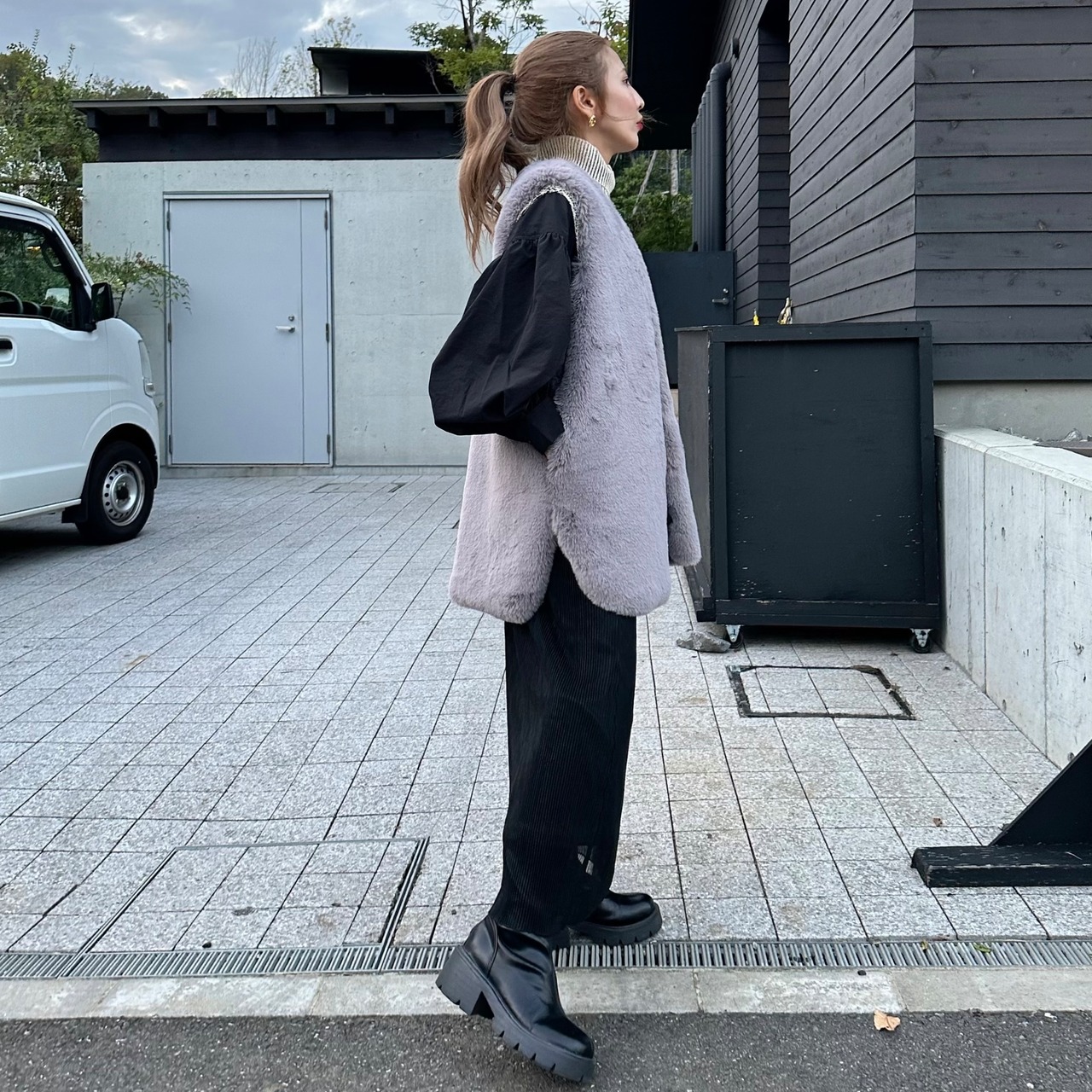 reversible eco far／fake mouton VT／Graybeige