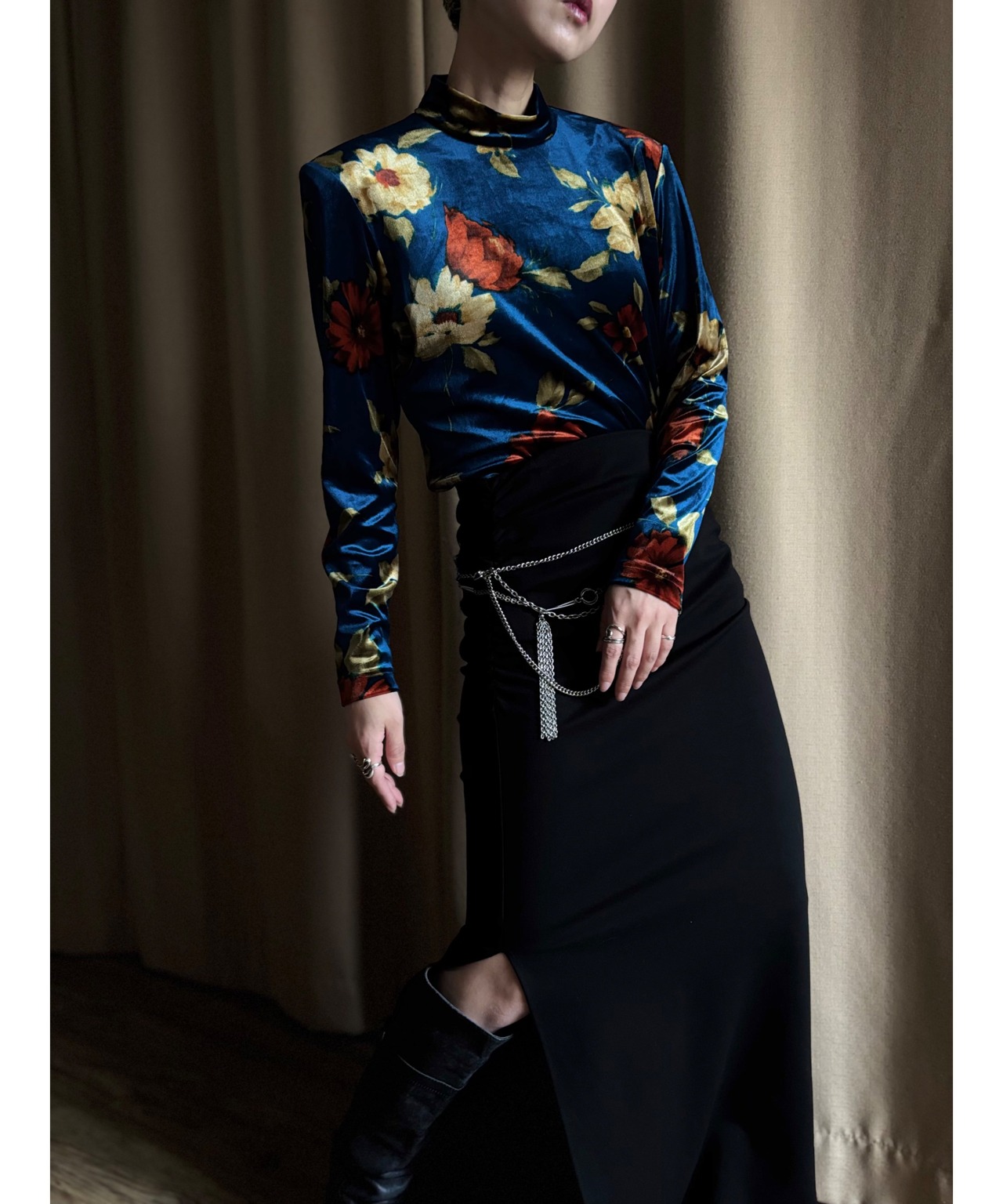 royal blue floral velour tops-5020-10