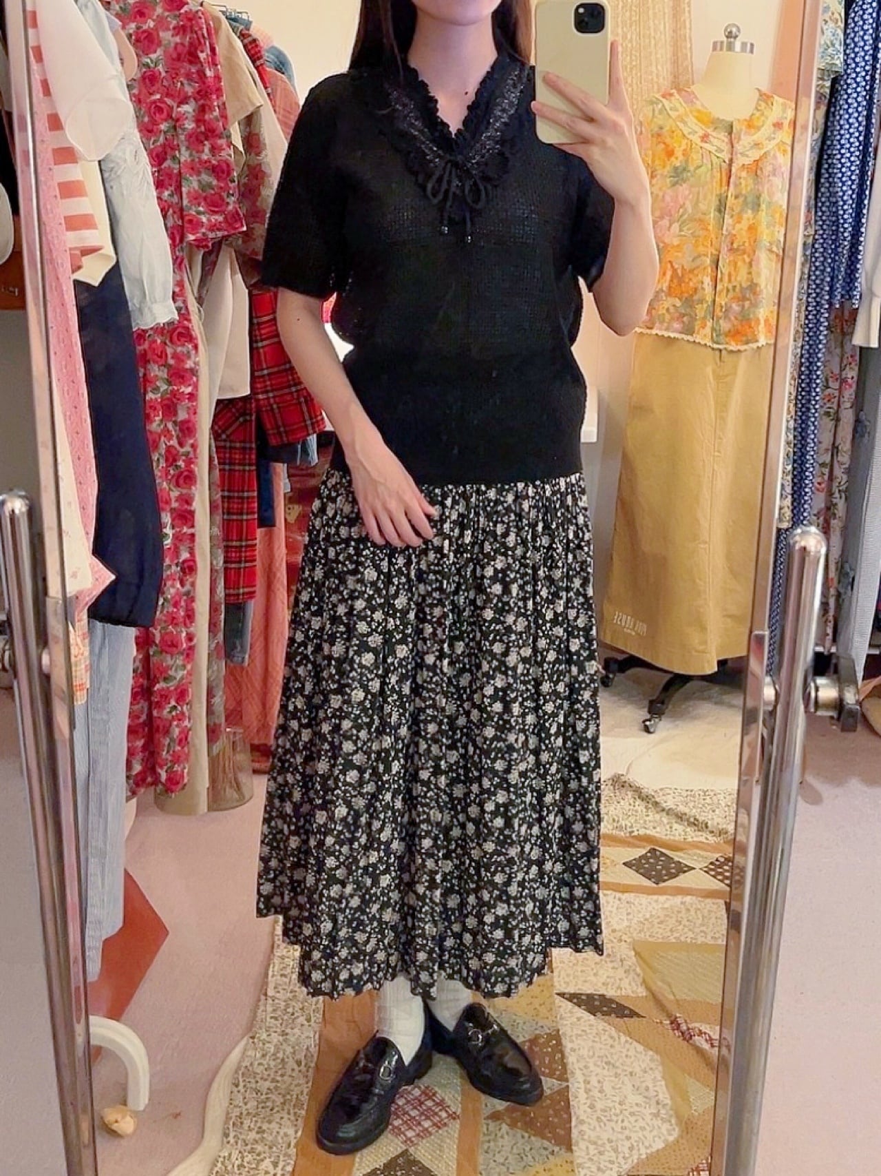 black mini flower pleats skirt