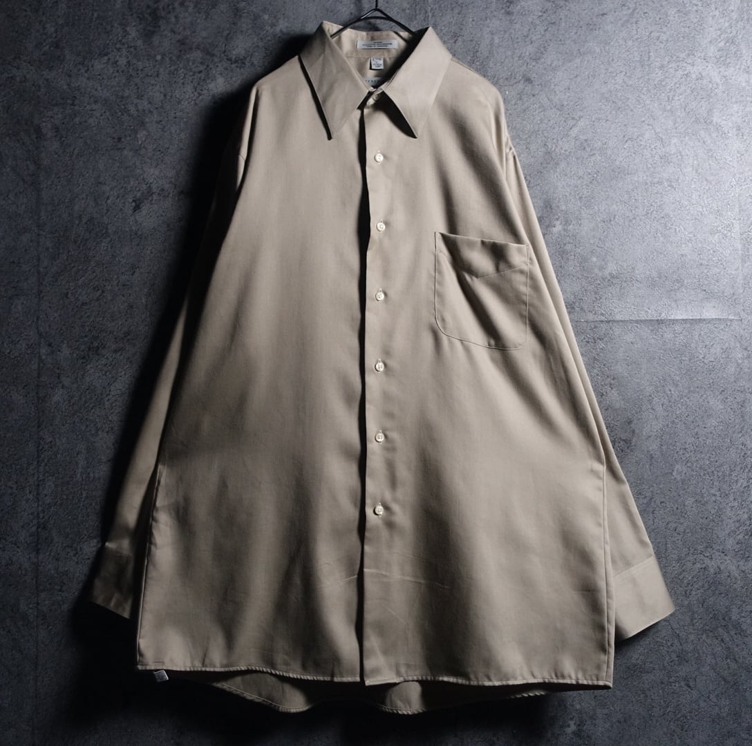 “GEOFFREY BEENE” Beige Satin Dress Shirt