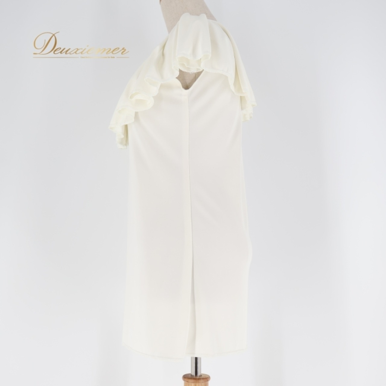 社交ダンス 衣装 トップス ブラウス シャツ ホワイト系 白 無地 レース レッスン 練習着 フラメンコ ダンス パーティ 伸縮 ストレッチ 白 無地 トップス ダンスウェア 練習着 ストレッチ素材 女性用 おしゃれ エレガント ドレープ シンプル