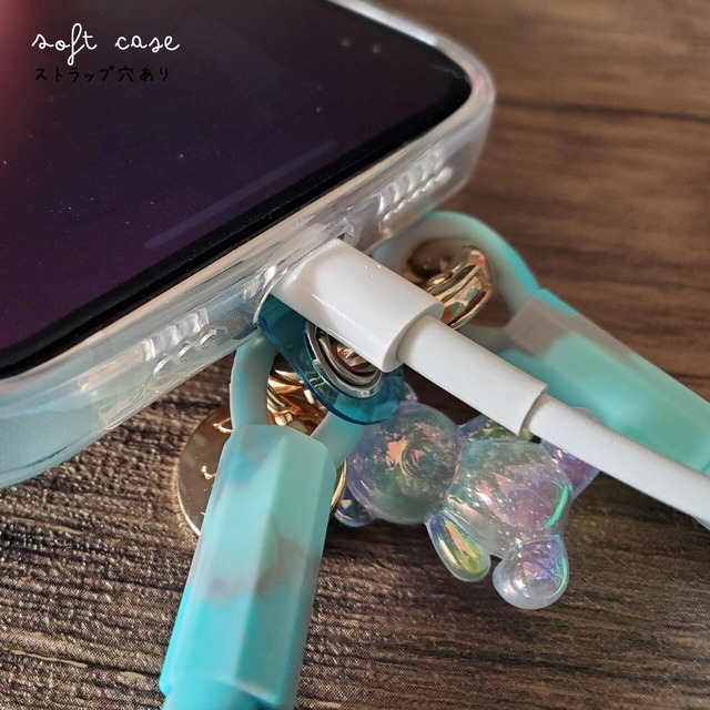 うちの子ソフトケース｜ストラップが付けられ落下の衝撃にも◎（ほぼiPhone）