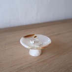 広い石のおちょこ