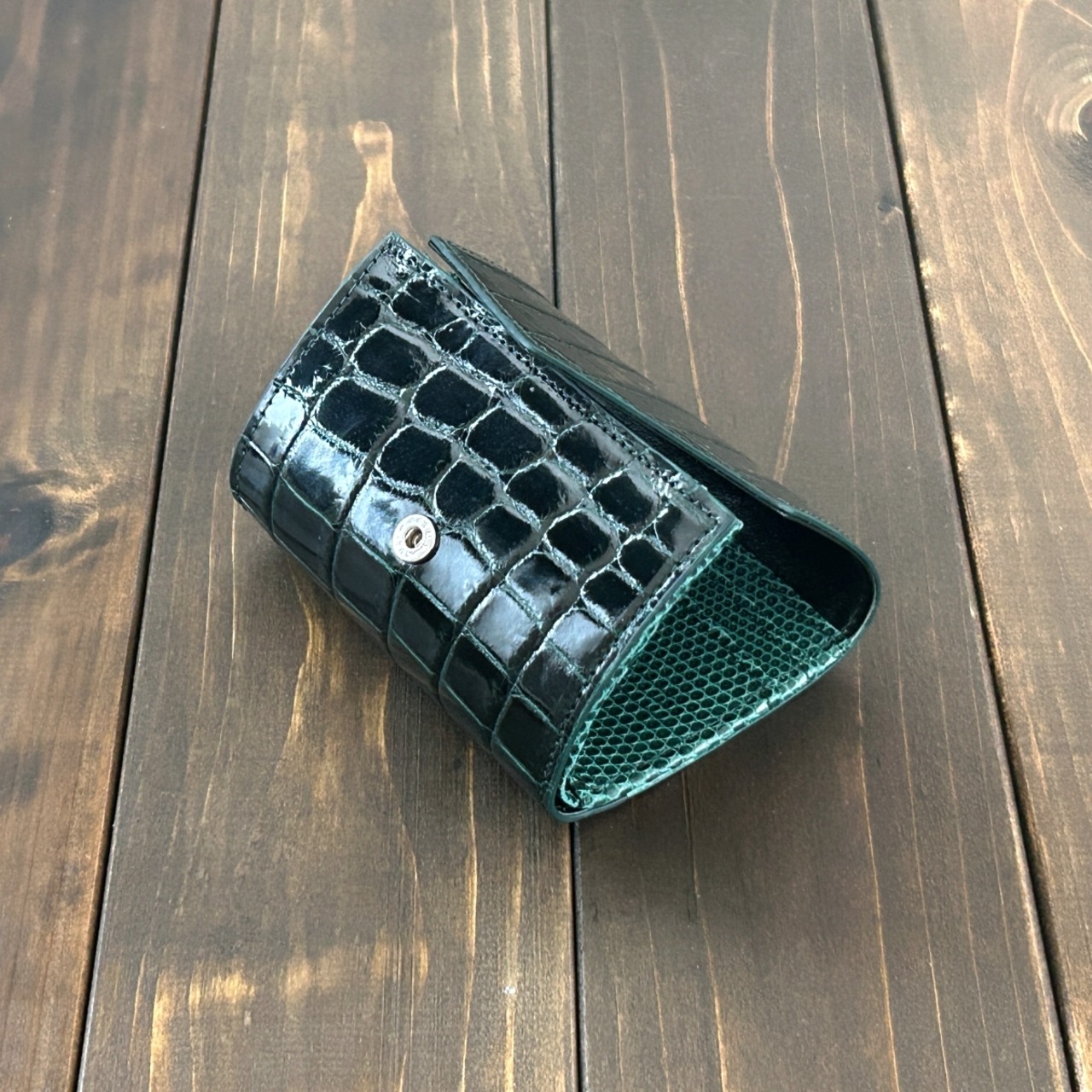 クロコダイル コンパクトウォレット ダークキプロス